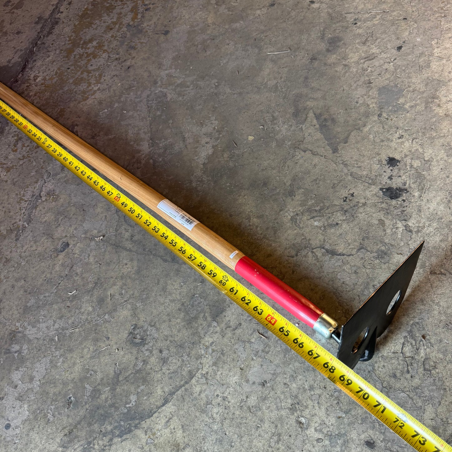 RAZOR-BACK 66" Forged Mortar Mixer 66157