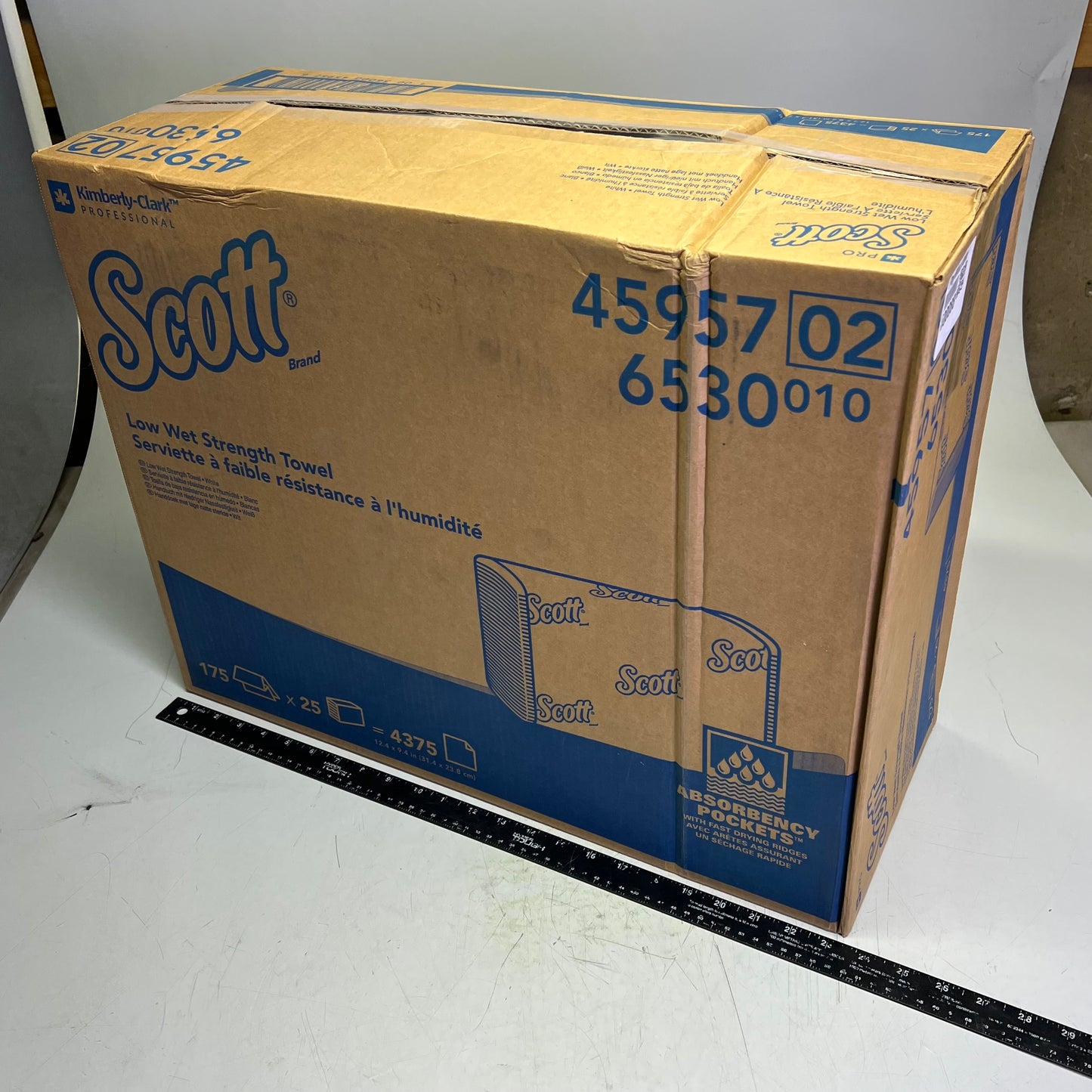 SCOTT (CASE of 4,375 Sheets) Bulk Essential Multifold Paper Towels White 45957