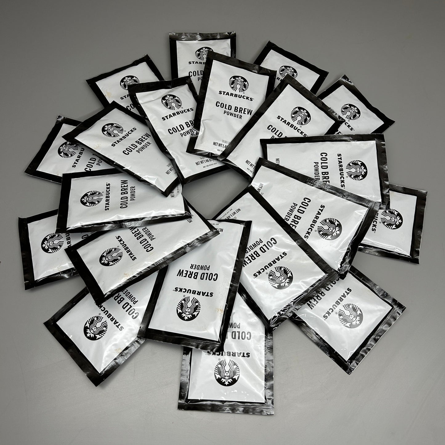 ZA@ STARBUCKS (20 PACK) Freeze Dried Cold Brew Powder 1.48 oz/pouch BB 03/26
