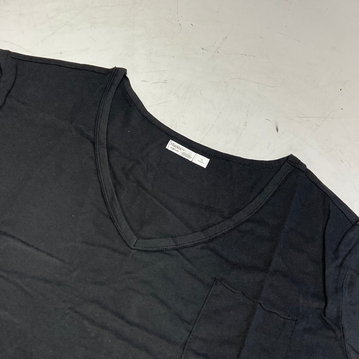 HANES Originals V Neck Tee Shirt W/ Chest Pocket Women's Sz 2X Black 0G159P