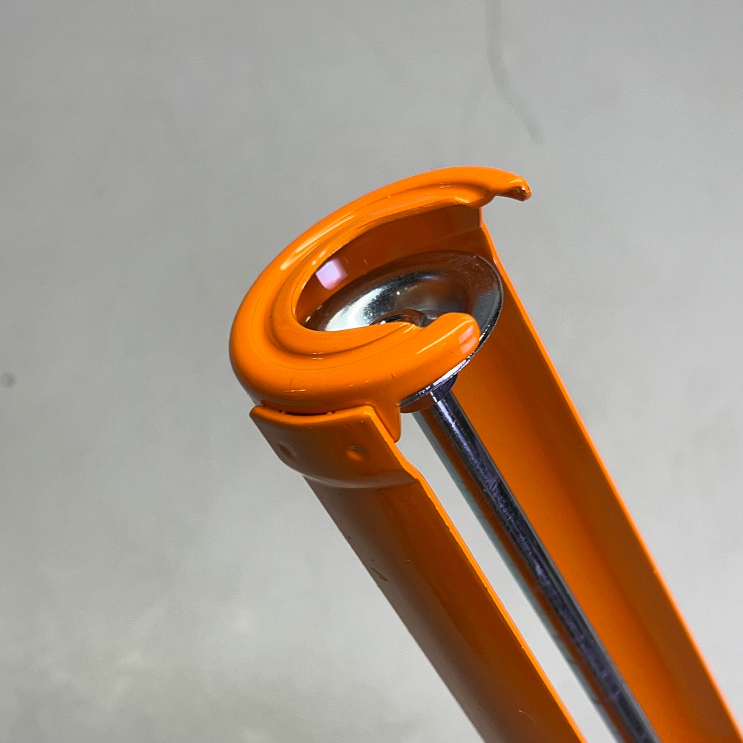 CRL Strap Frame Caulking Gun Smooth Operation 12:1 Ratio Orange Black GA1203