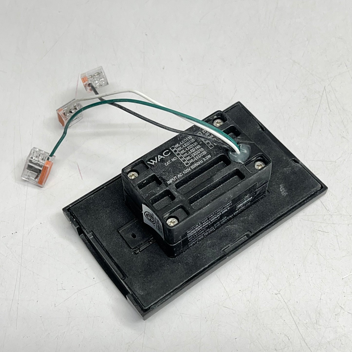 ZA@ (LOT OF 4) Assorted Lighting Hardware/screws & Parts White