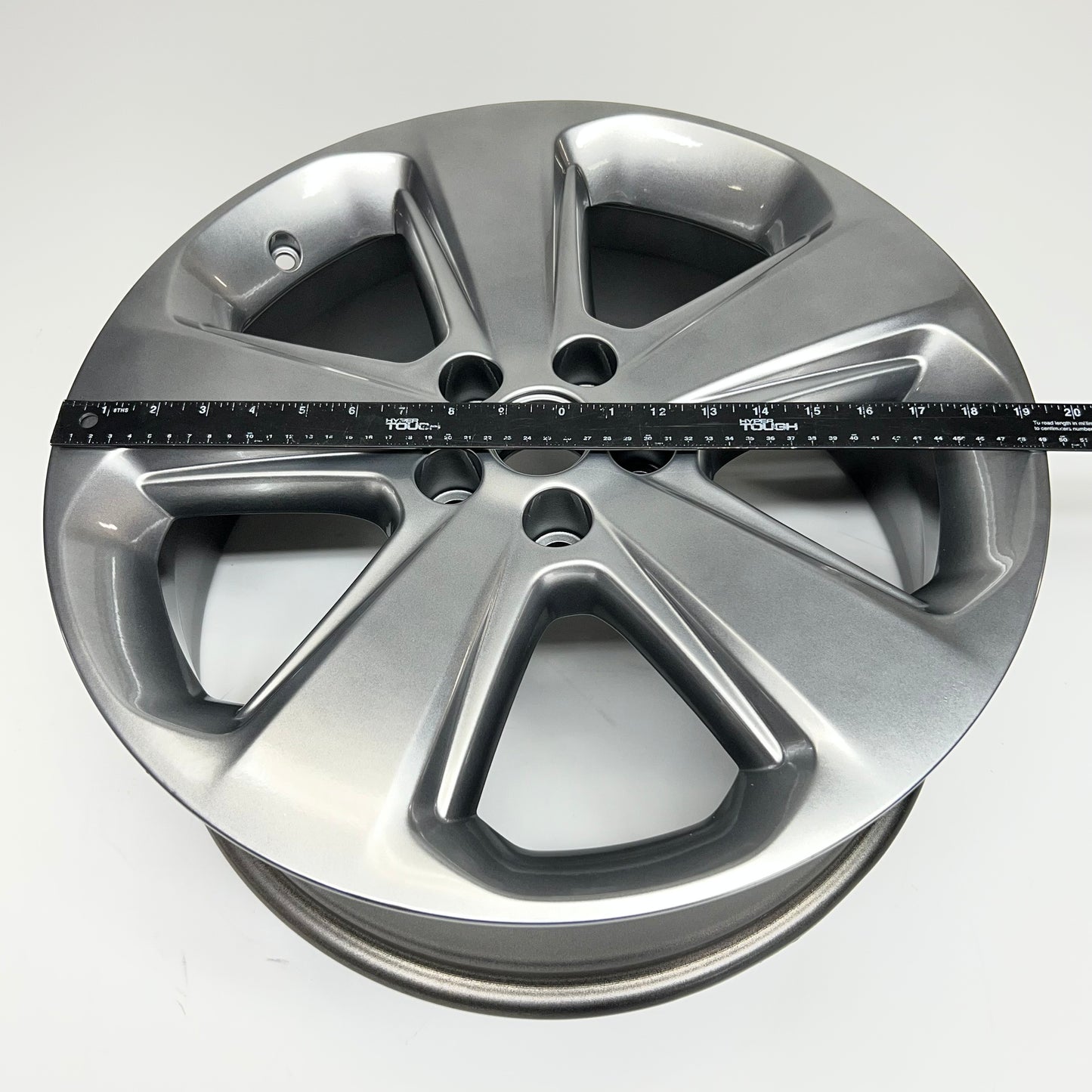 BLACKBURN 2013-2016 Chevrolet Buick Encore 18" OEM Wheel Rim 25280-0400