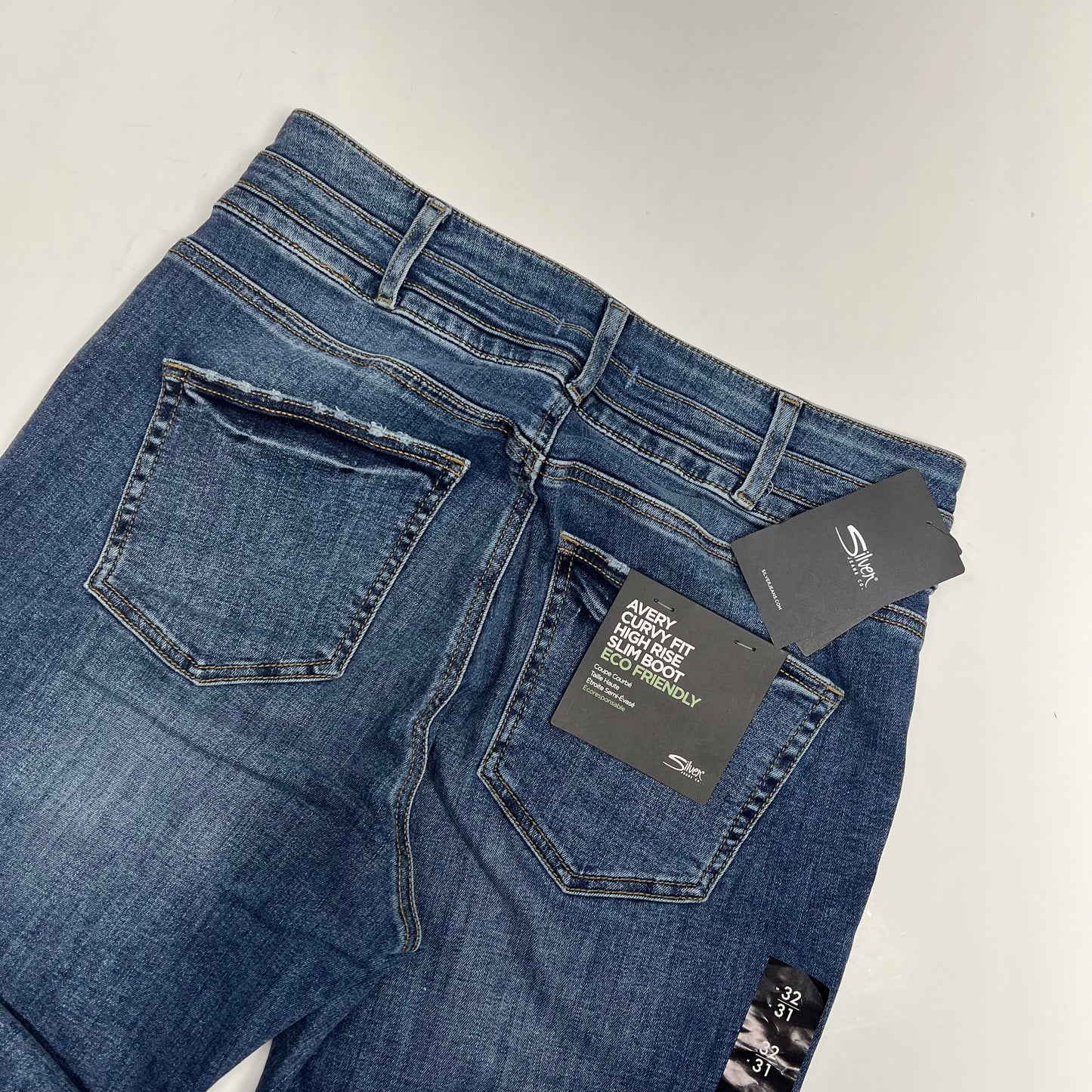 SILVER JEANS CO Curvy Fit High Rise Slim Boot Jeans Womens Sz 32/31 Medium Wash