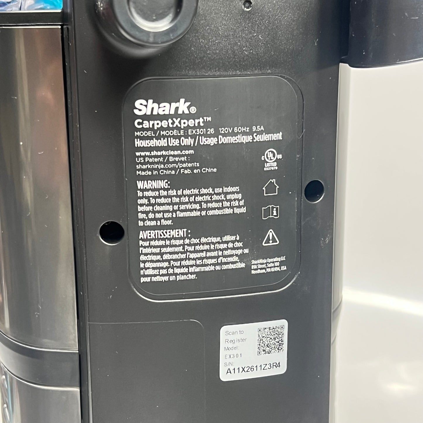 SHARK CarpetXpert HairPro Pet W/ Stain Striker 2-in-1 Deep Carpet Cleaner EX301