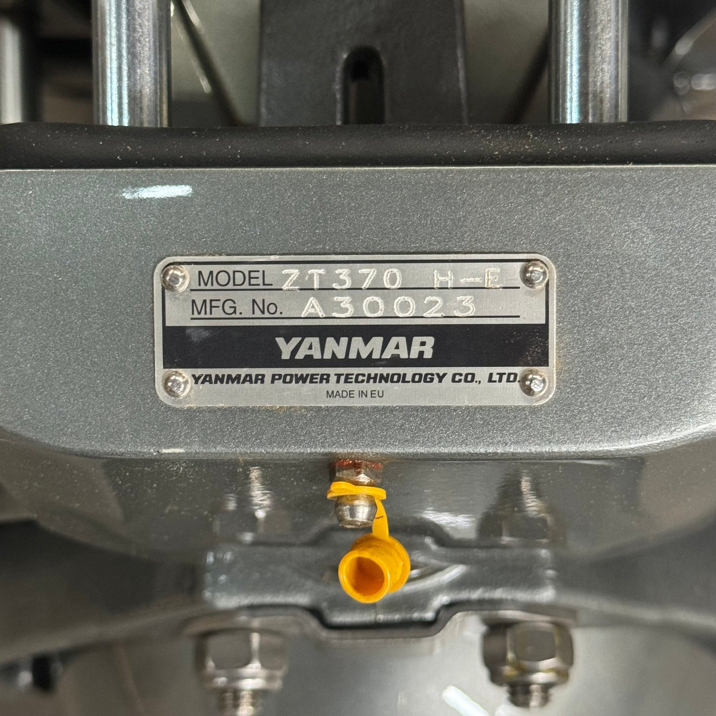 YANMAR Boat Motor High Performance Marine Propulsion System ZT370 H-E