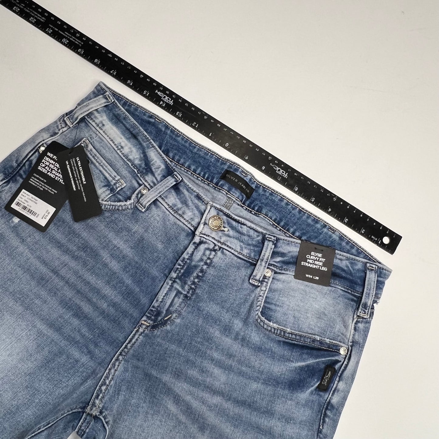 SILVER JEANS CO Elyse Curvy Fit Mid Rise Straight Leg Women's Size 34/29 Indigo