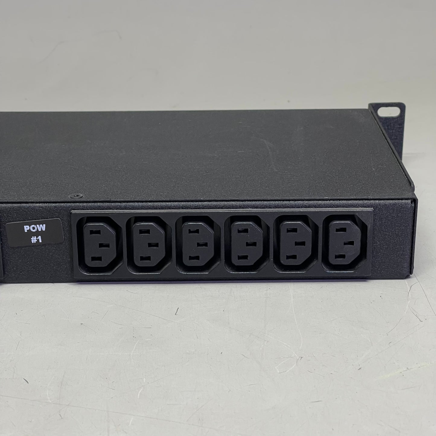 VERTIV Geist Power Distribution Unit BRE160-002/16 (Used, Working)