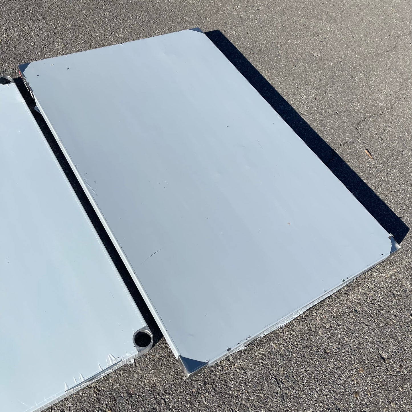 ZA@ Pallet of AERO Work Table & Casters w/o Splash Stainless Steel 3TG-3048-MCM ~40 lbs (AS-IS)