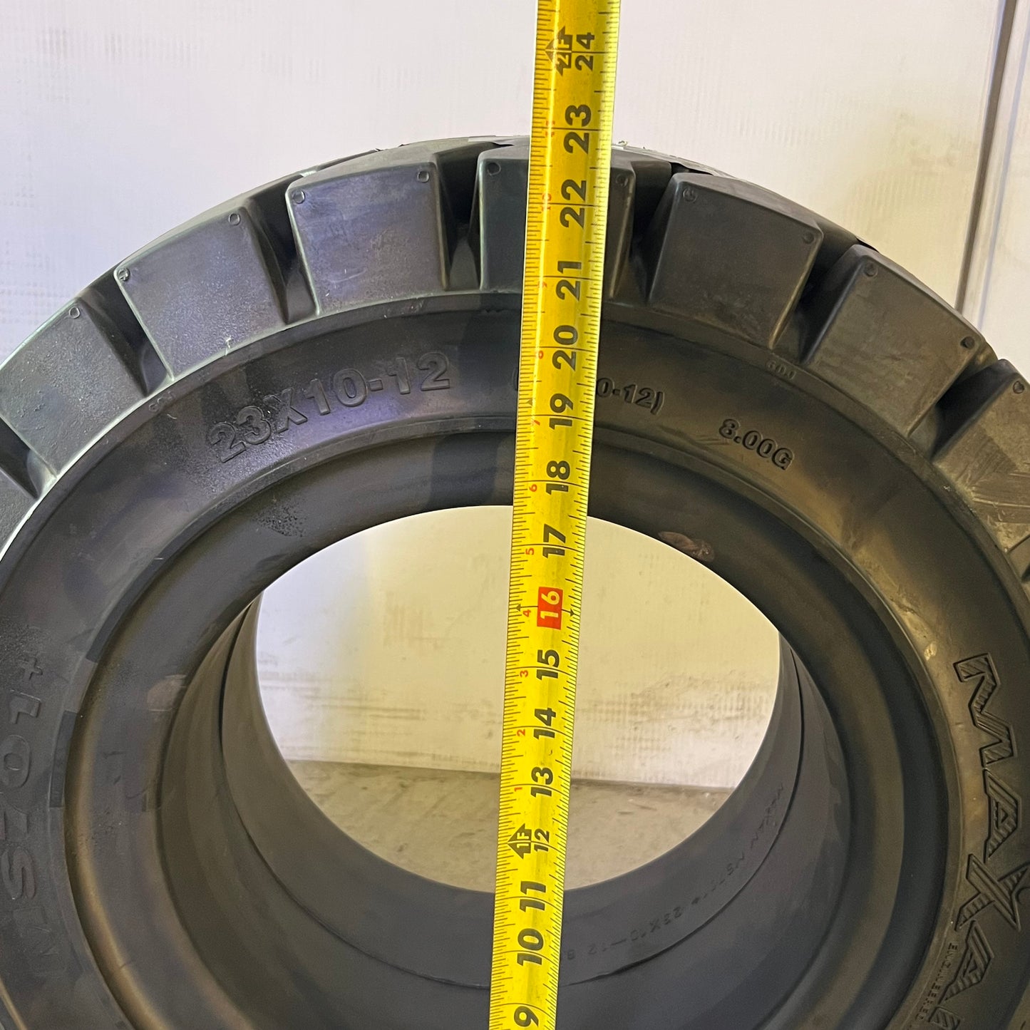 MAXAM Forklift Tire Sz 23x10-12 MS701+TR