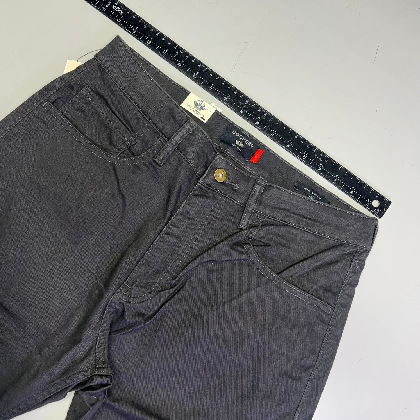 DOCKERS All Seasons Tech Straight Fit Jean Cut Pant Men's Sz 32x30 Steelhead