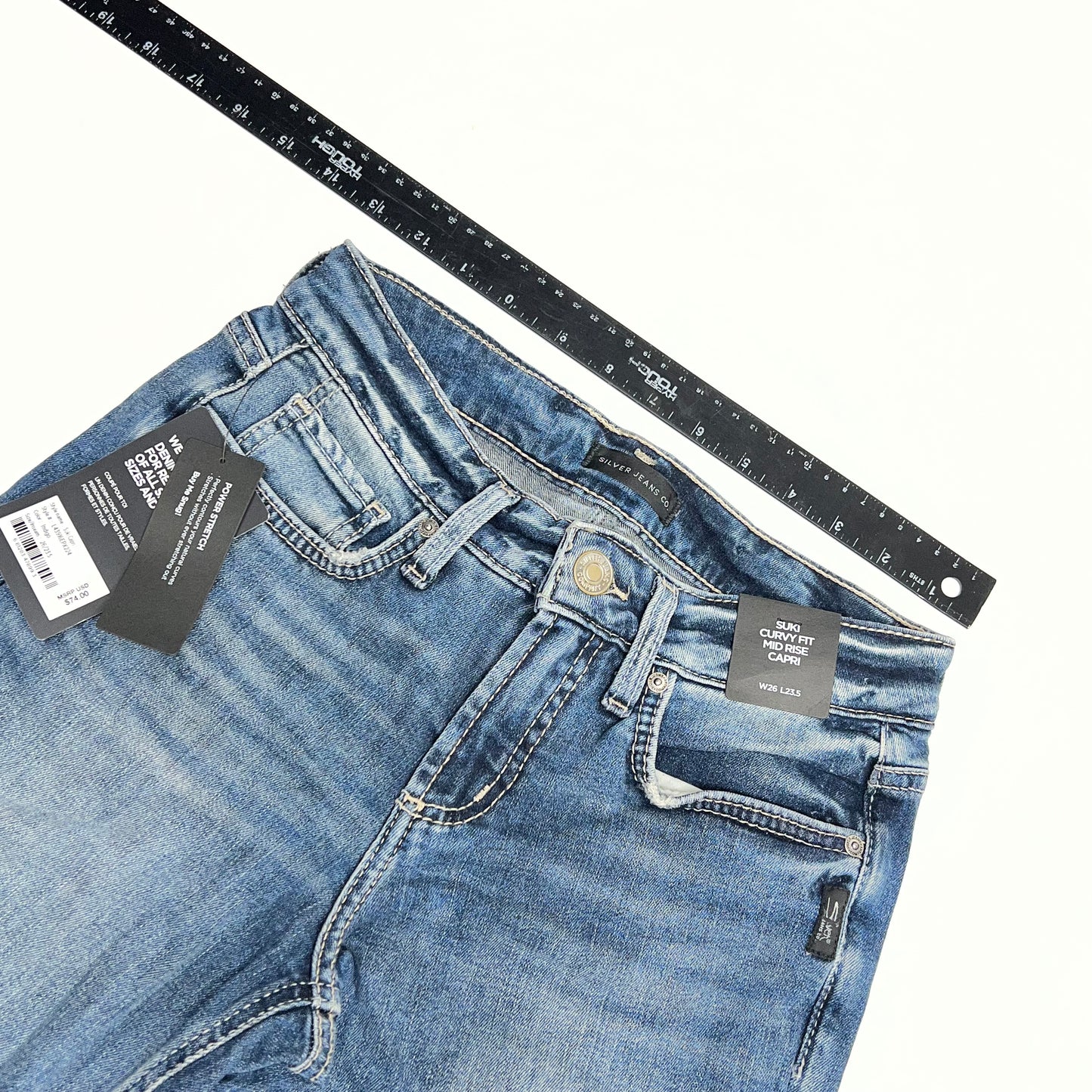 SILVER JEANS CO Suki Curvy Fit Mid Rise Capri Women's Sz 26/23.5 Medium Wash