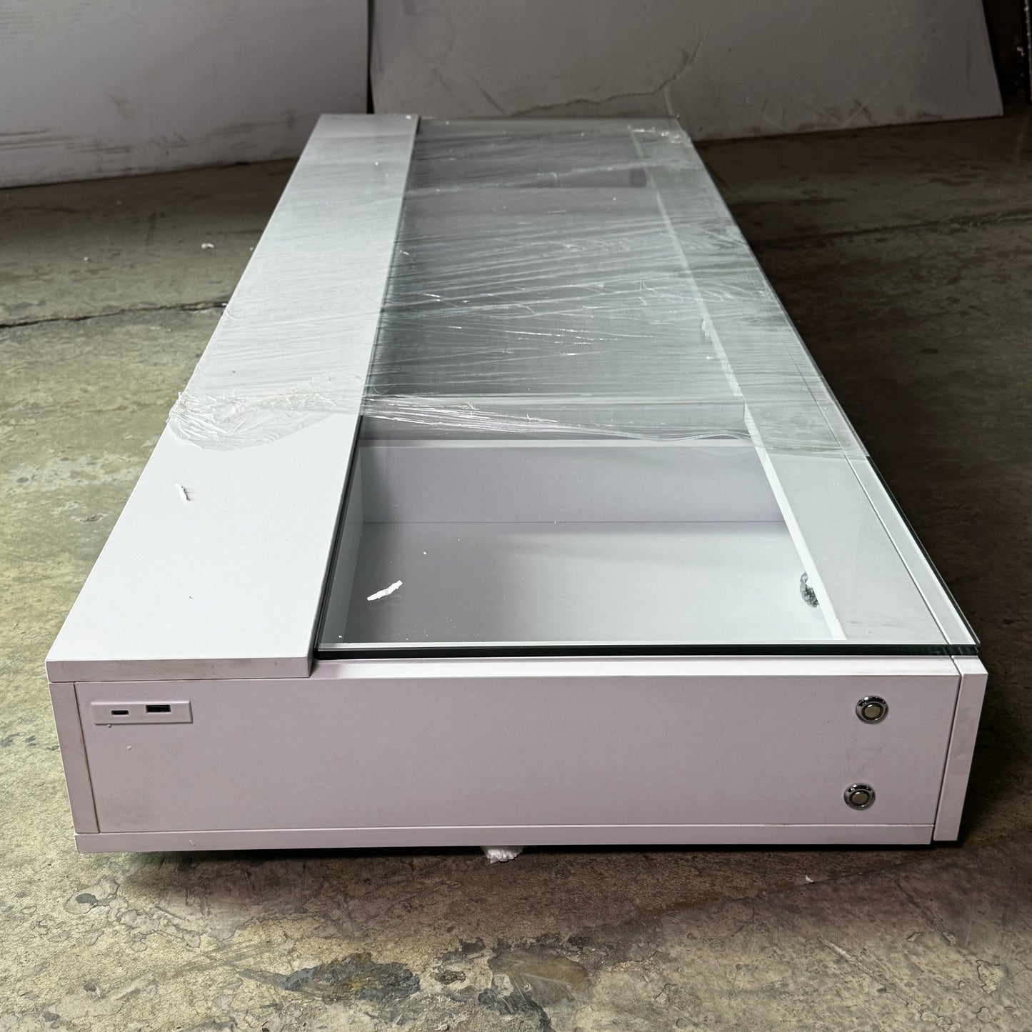 VANITTI Makeup Vanity Desk With 13 Storage Drawers 60"L x 21.66"W x 31.9"H White VNT-EVA-C01-WHT-02 (New Other, Minor Damage)