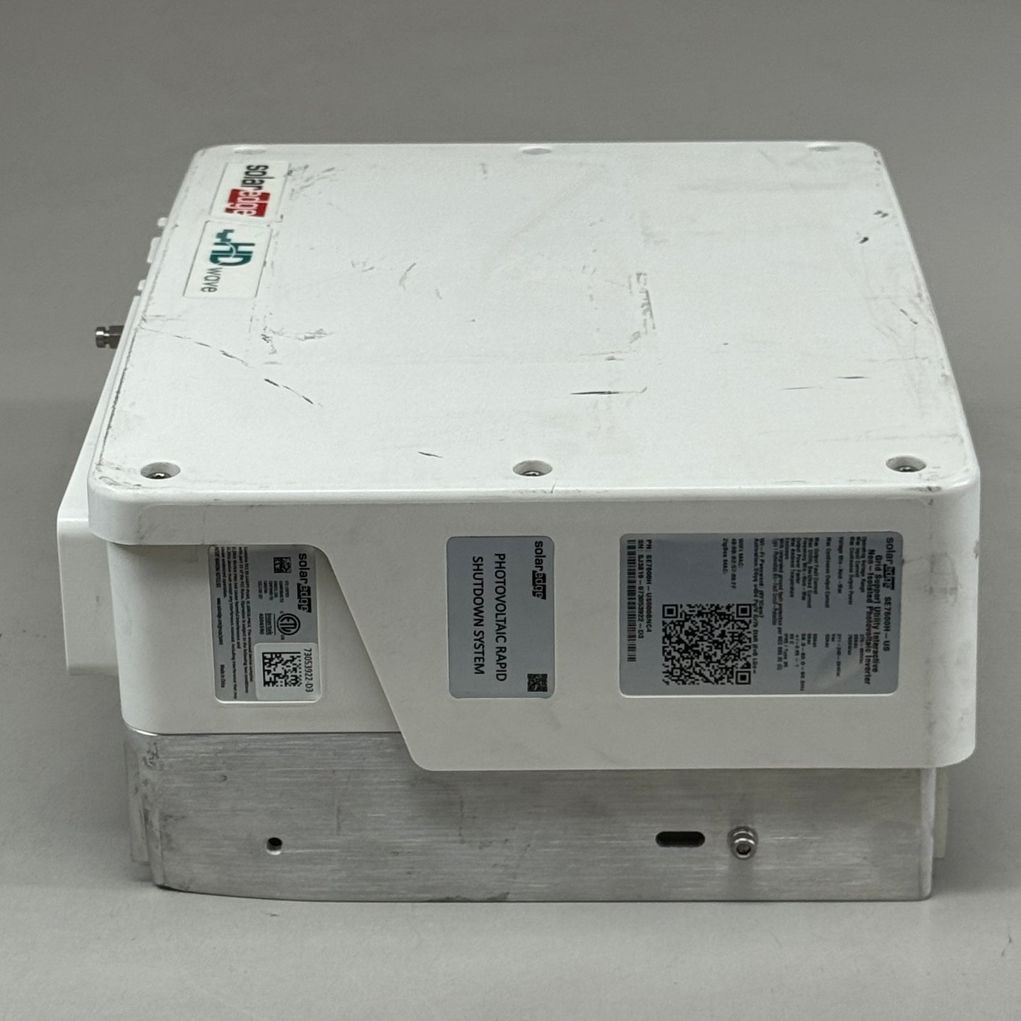 SOLAREDGE Photovoltaic Rapid Shutdown System  14"x11"x6" White 73053922-D3 (As-is (See Images))