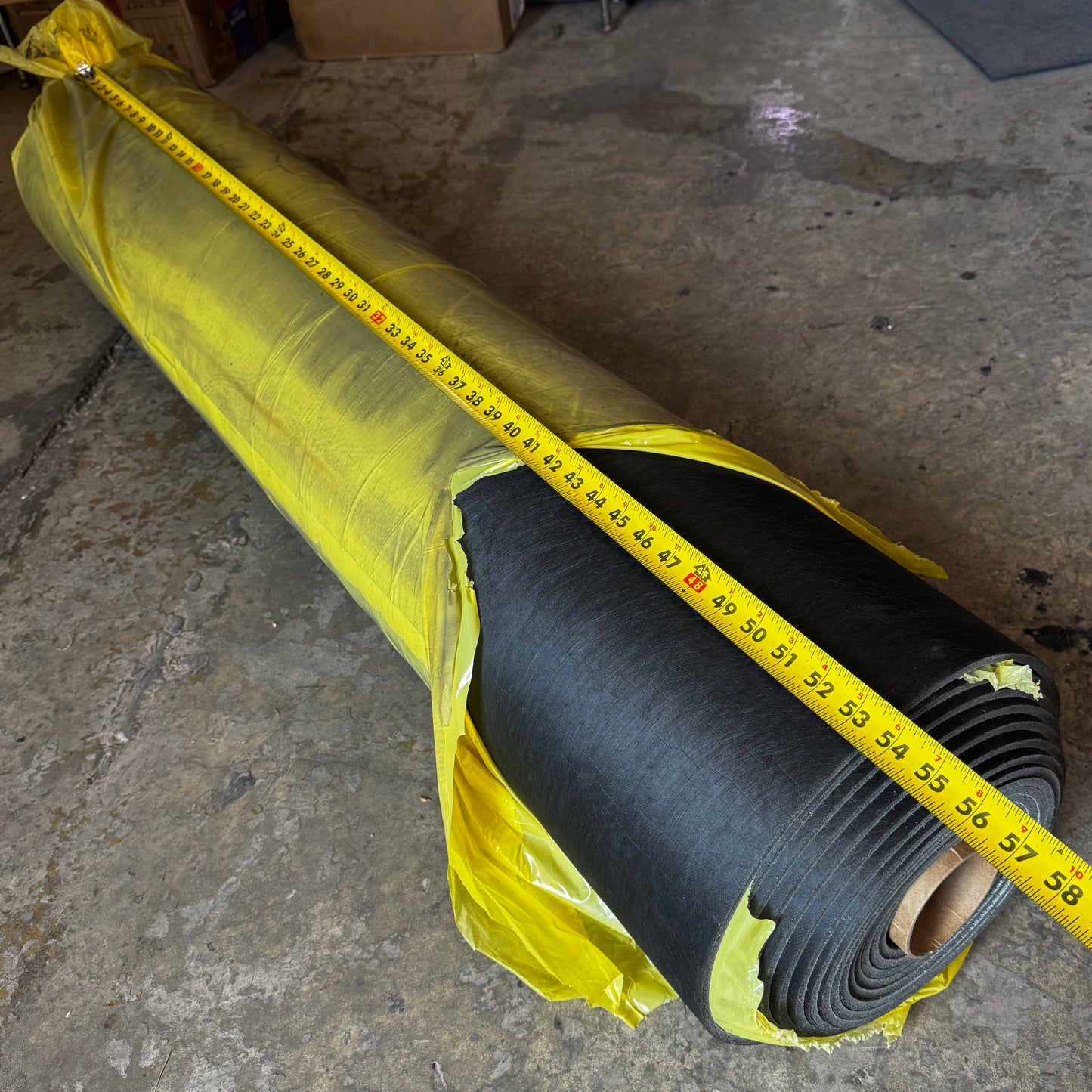 TRED-MOR Commercial Cushion Roll For Double-stick Carpet Installations 2568 Sz 54" x 30' Black
