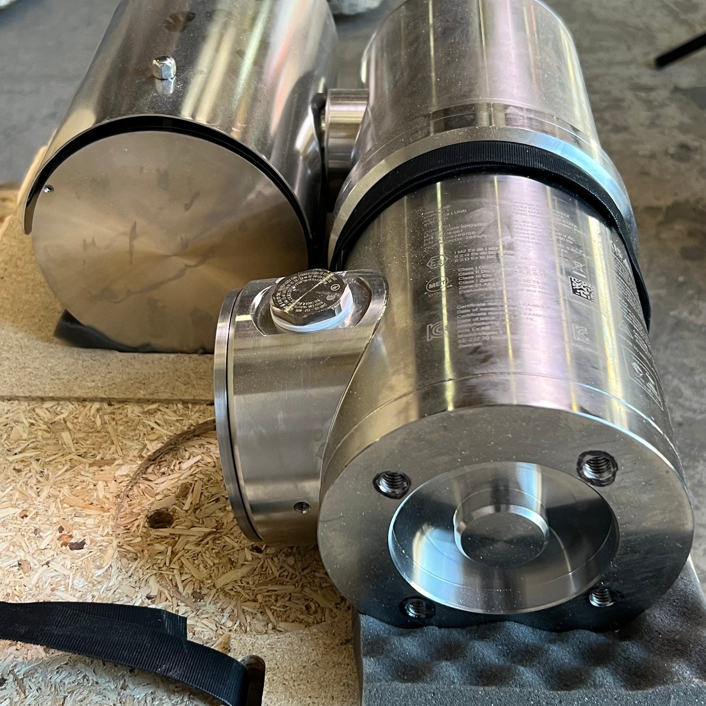 AXIS Globally Certified Explosion-Protected Positioning Network Camera XPQ1785 02278-501-01 (Pre-Owned)