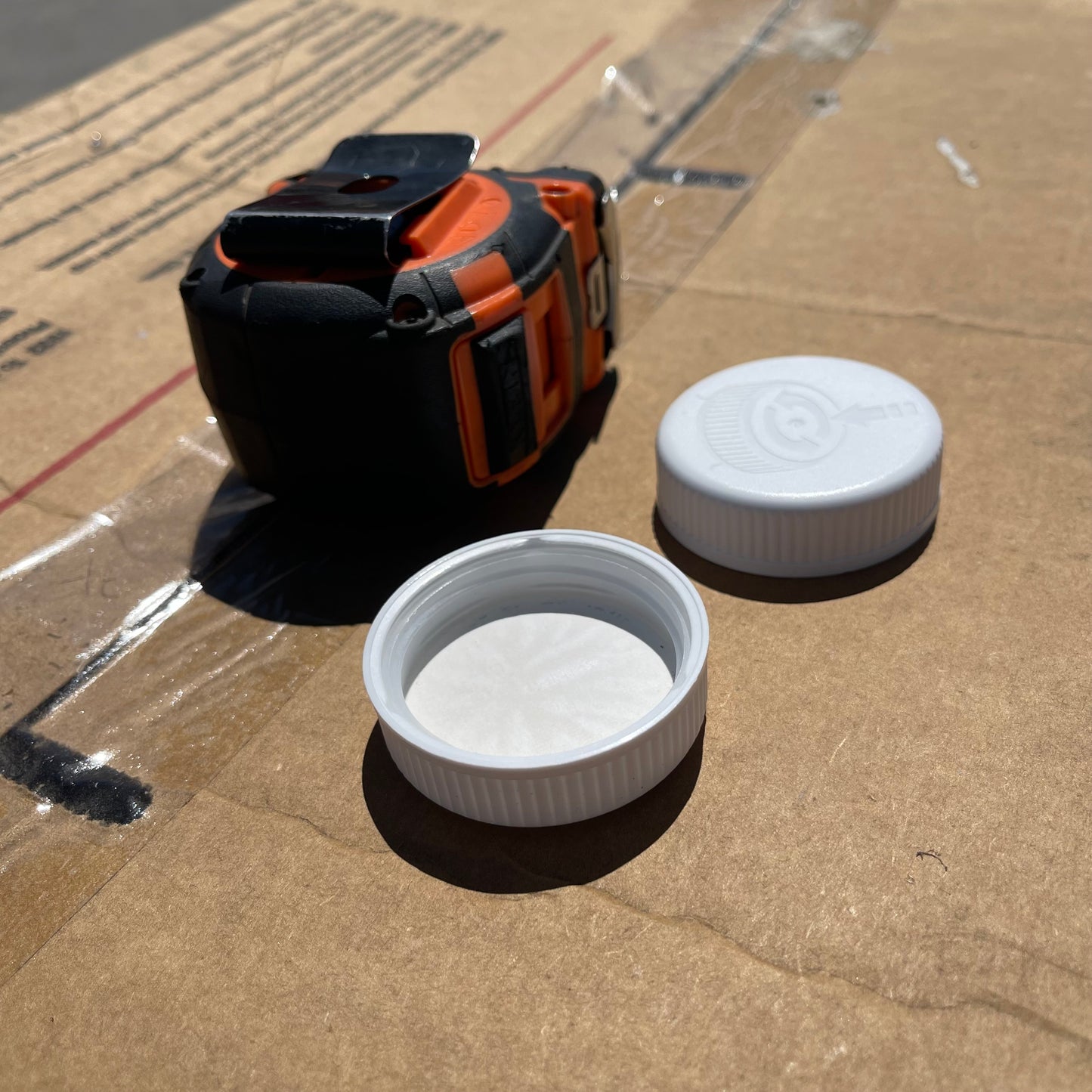 ZA@ Pallet of PHOENIX Safety Lids for Medicine Bottles White 045CRCSTPTA (New)