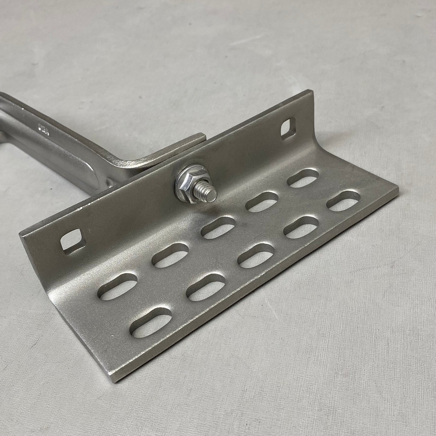 UNIRAC Tile Hook Side Mount 7.06"x5.5"x7.93" Steel 004CT5H