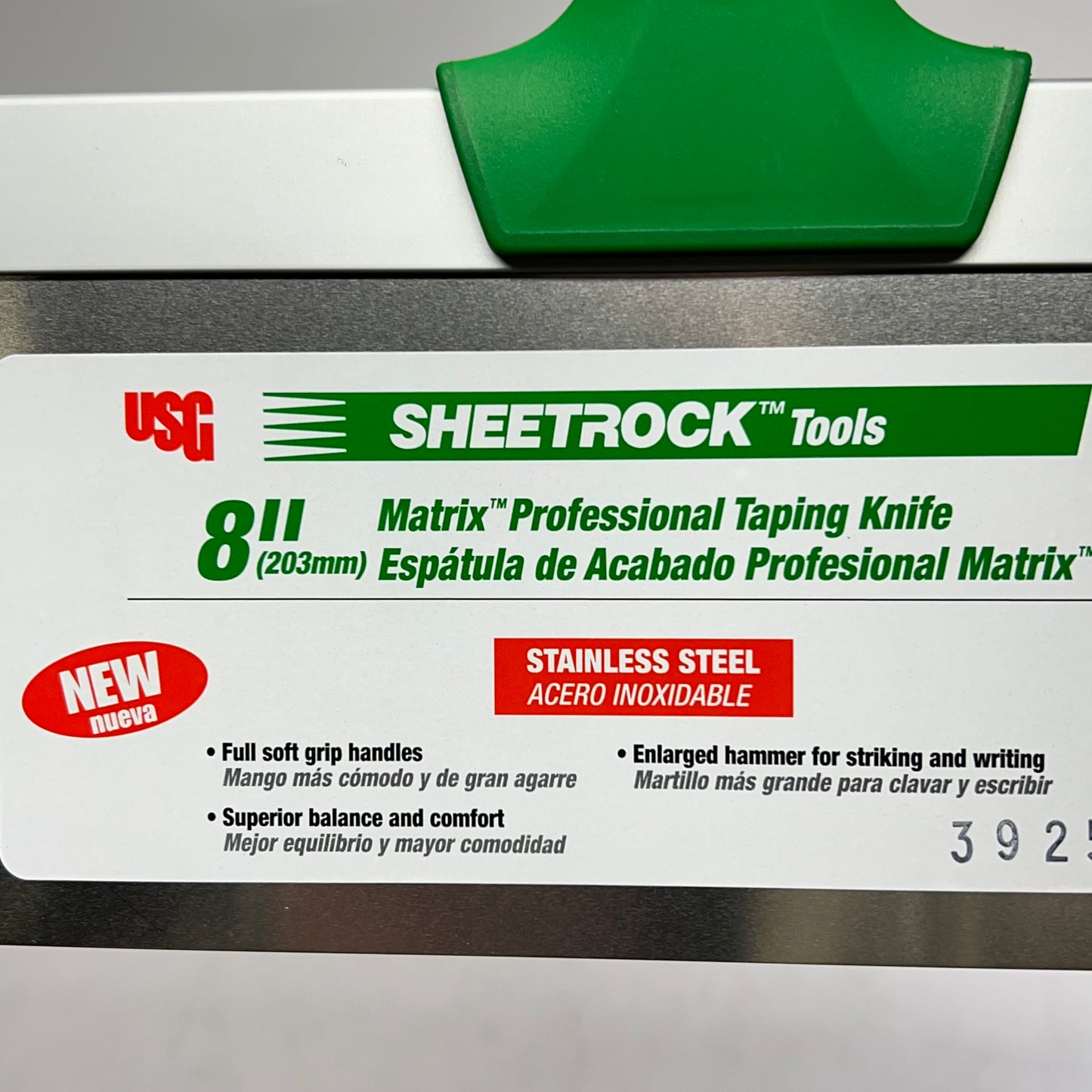 SHEETROCK Soft Slip Resistant Grip Matrix Stainless Drywall Knife 8" 340507