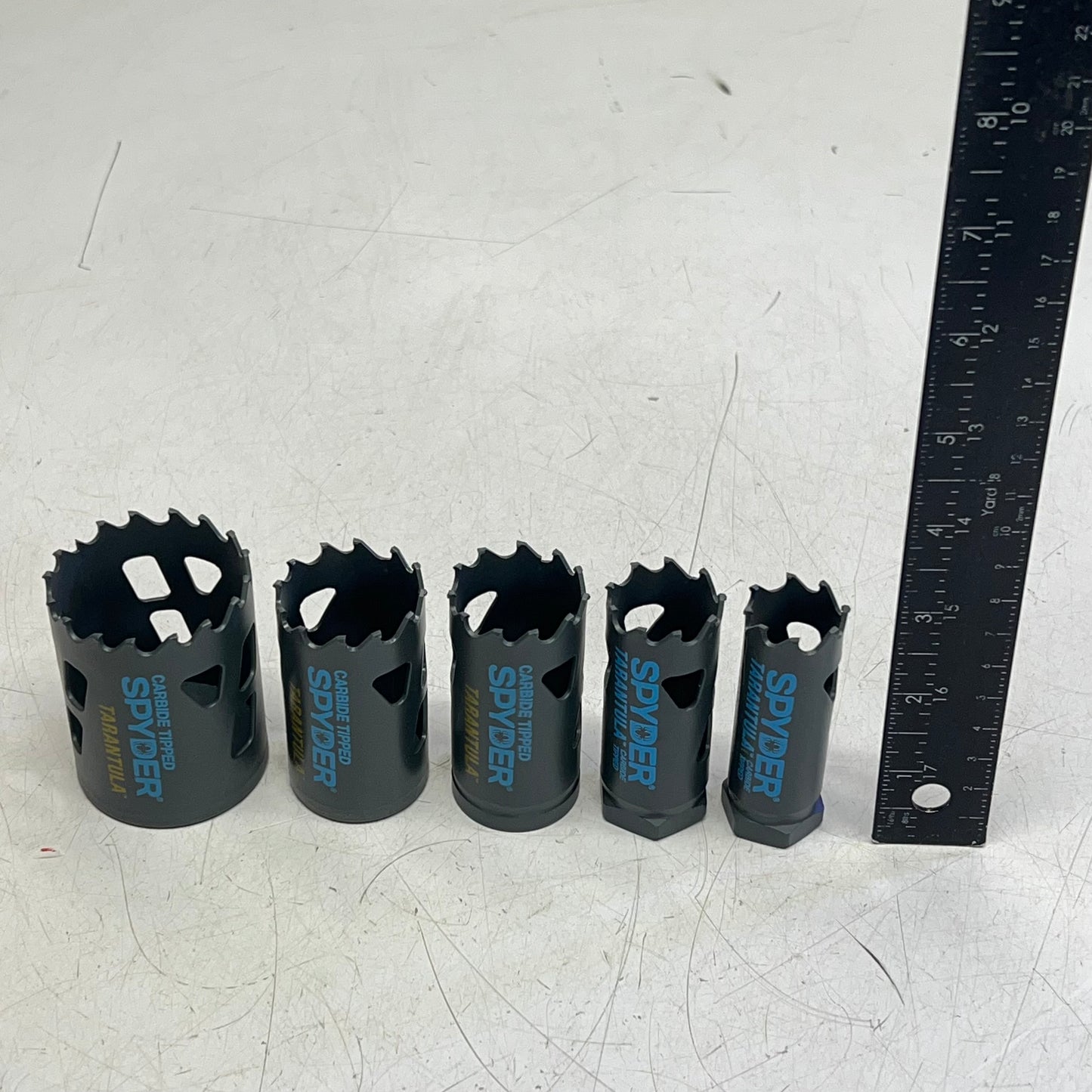 SPYDER Tarantula Carbide-tipped Arbored Adjustable Hole Saw Kit 9 Pieces 600925