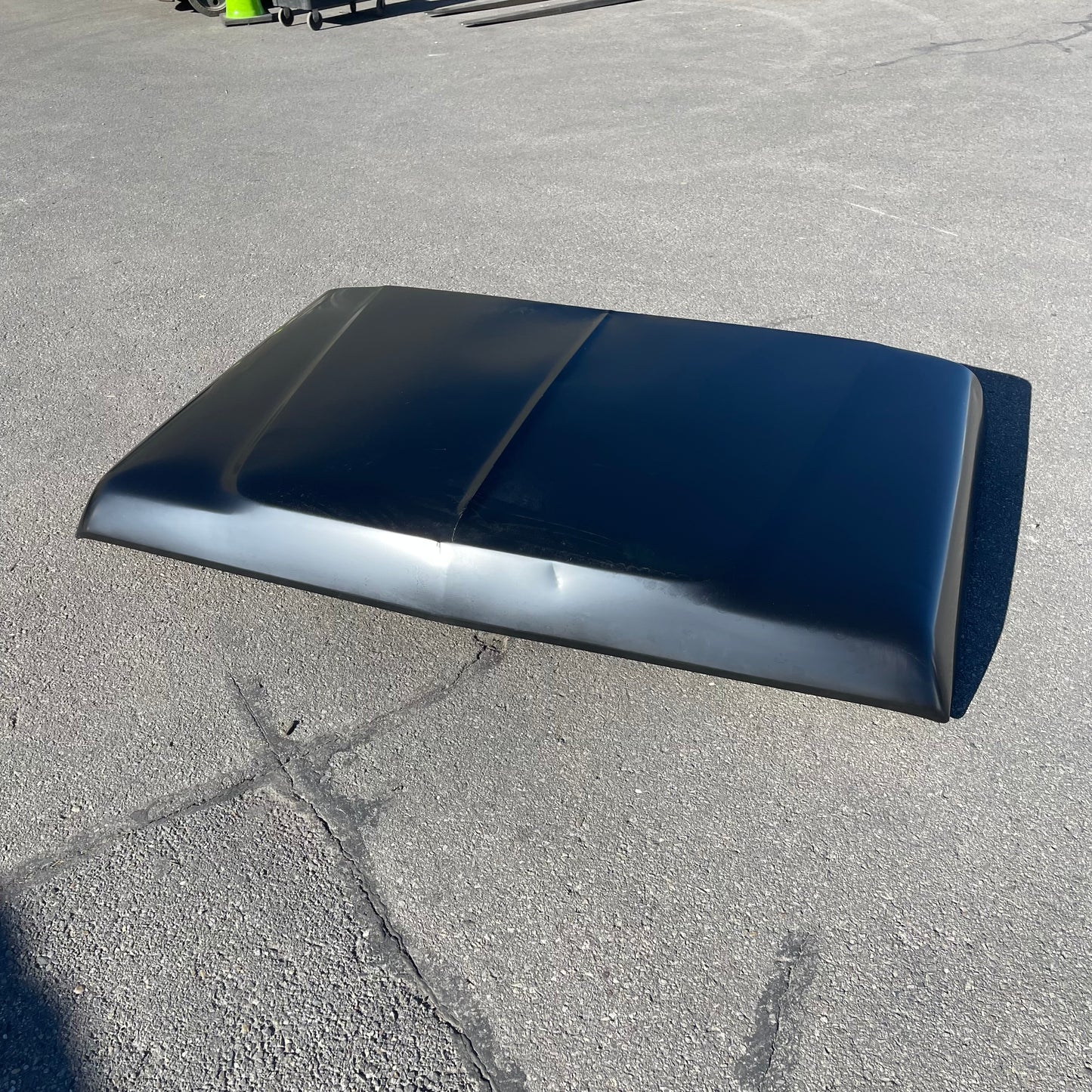 ZA@ Pallet of TONG YANG Hood for Ford F-Series Trucks & Bronco 1973-1979 Black FO1230133 (AS-IS)