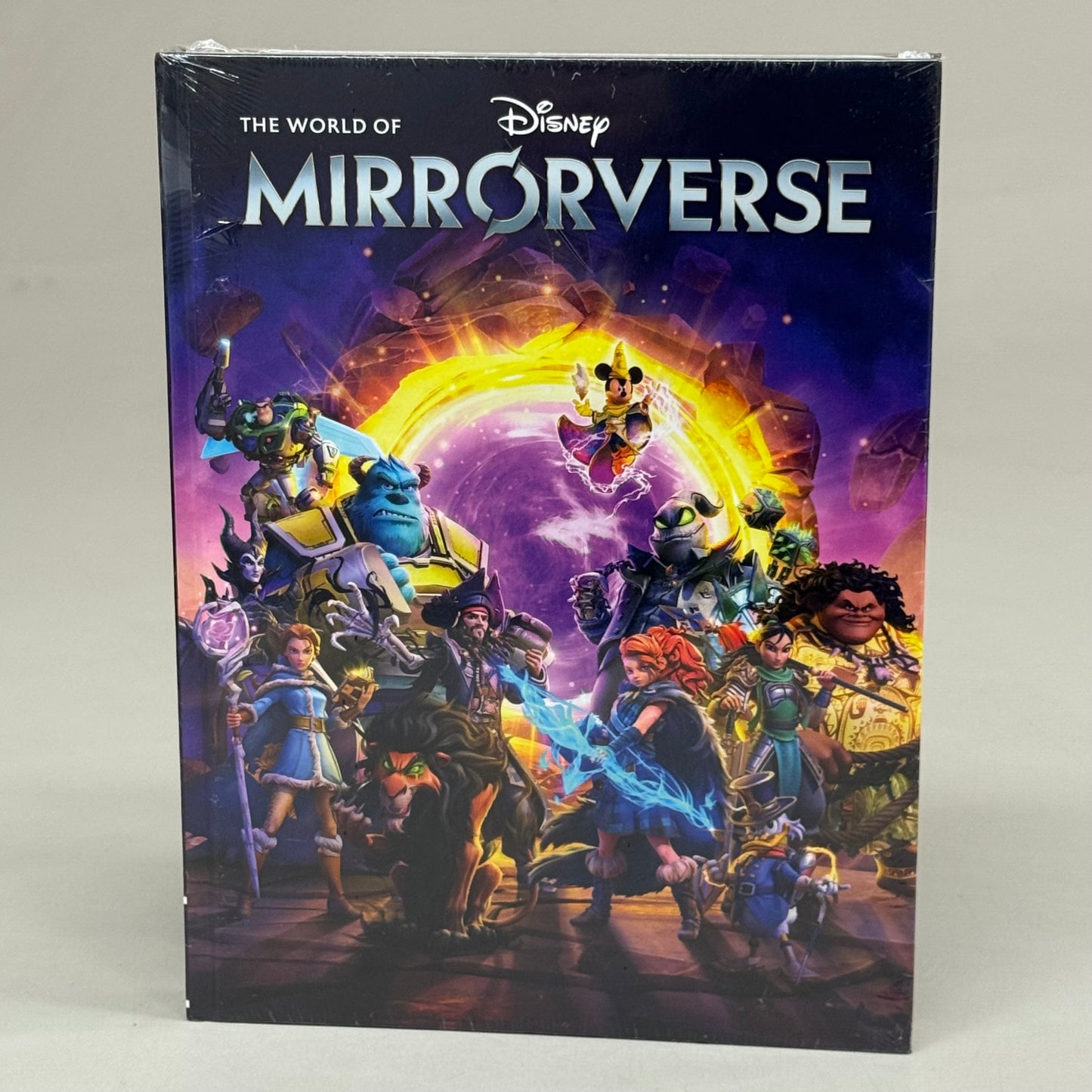 DARK HORSE The World Of Disney Mirrorverse 248 Pages