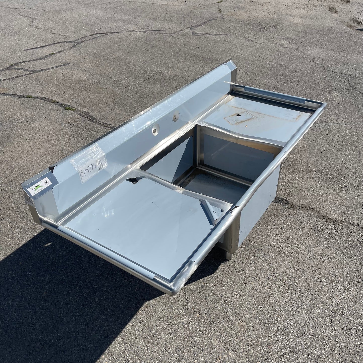 REGENCY One Compartment Commercial Sink Stainless Steel 600S12424224