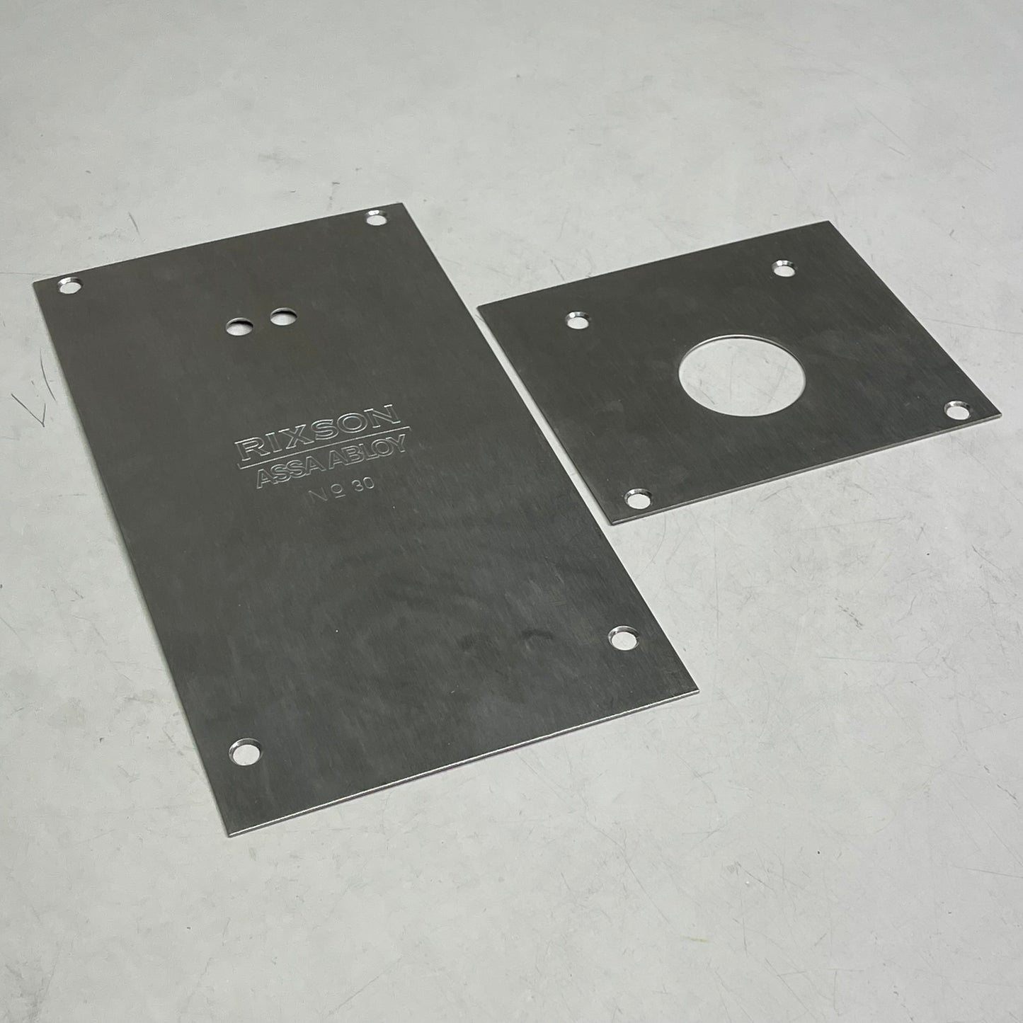 NORTON RIXON 30 Series Floor Plate Pack Heavy Duty Closer Satin Chrome 304020626