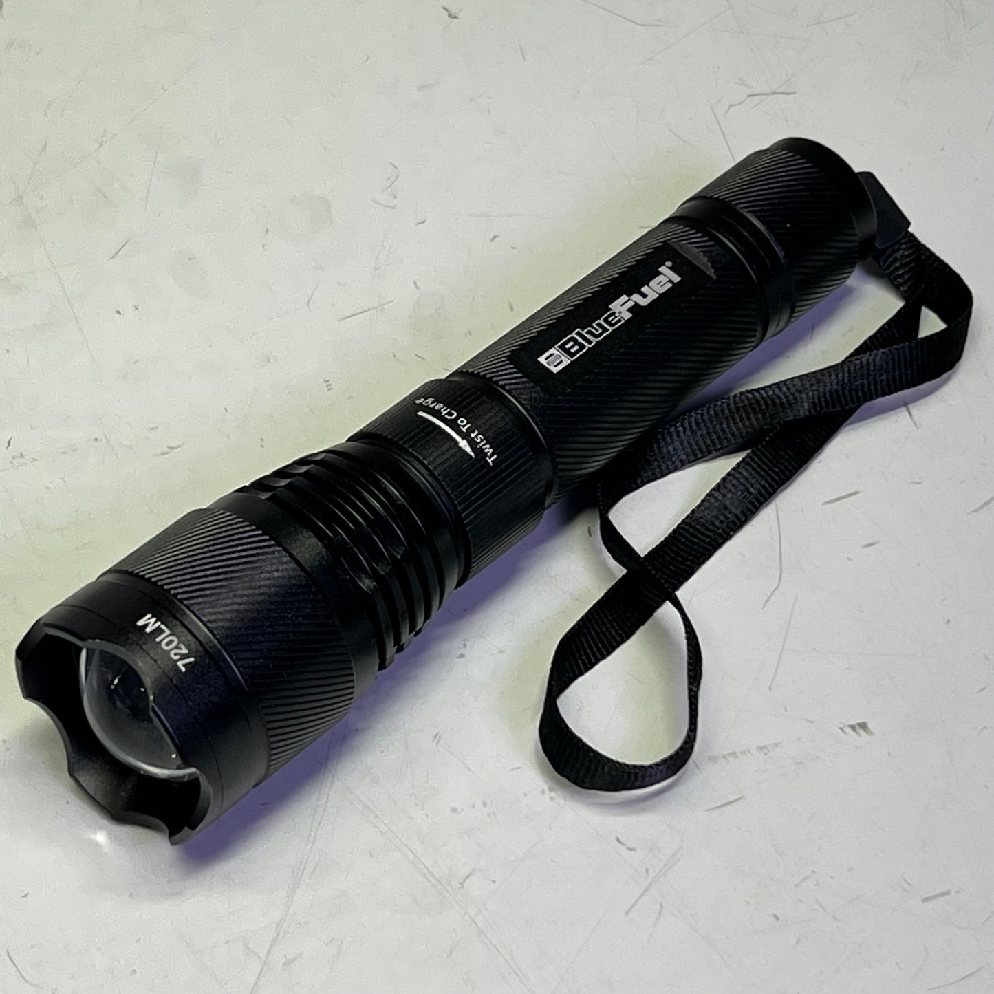 NAPA Rechargeable Flashlight 720 Lumens Work Light 85-912