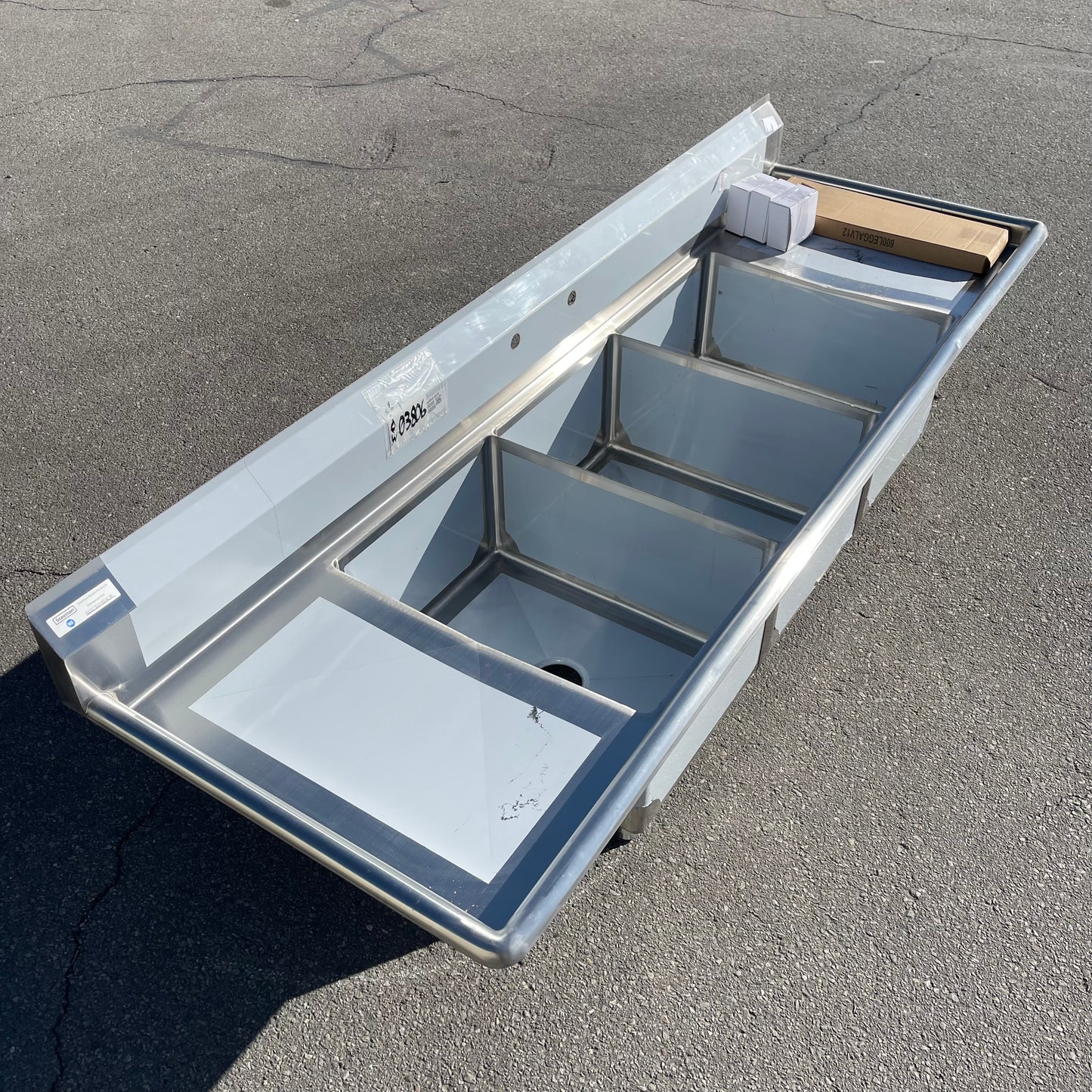 STEELTON Commercial 3 Compartment Sink Stainless Steel 522CS31824LR