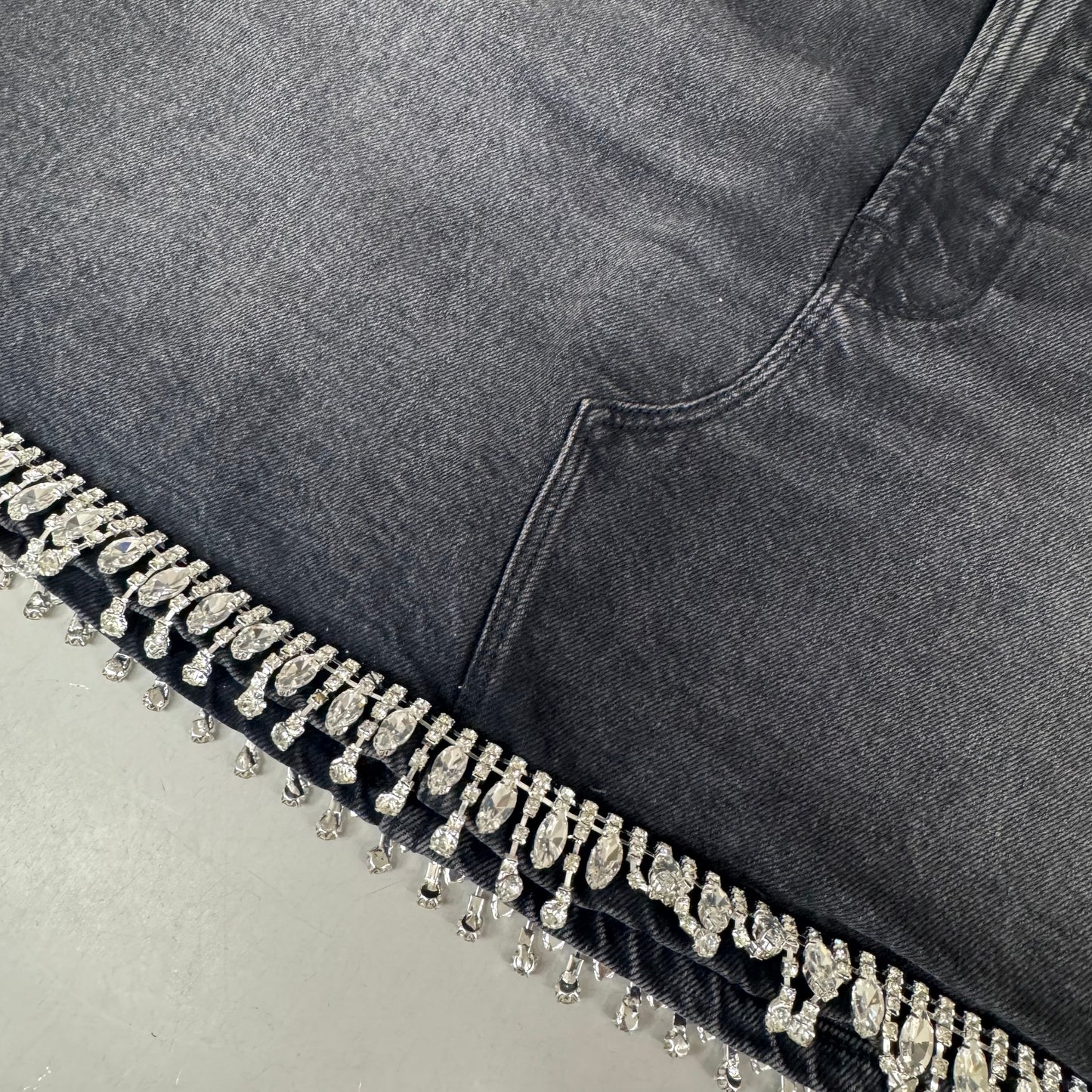 GOOD AMERICAN Denim Crystal Trim Skirt Women's Sz 10 Black376 GFD301