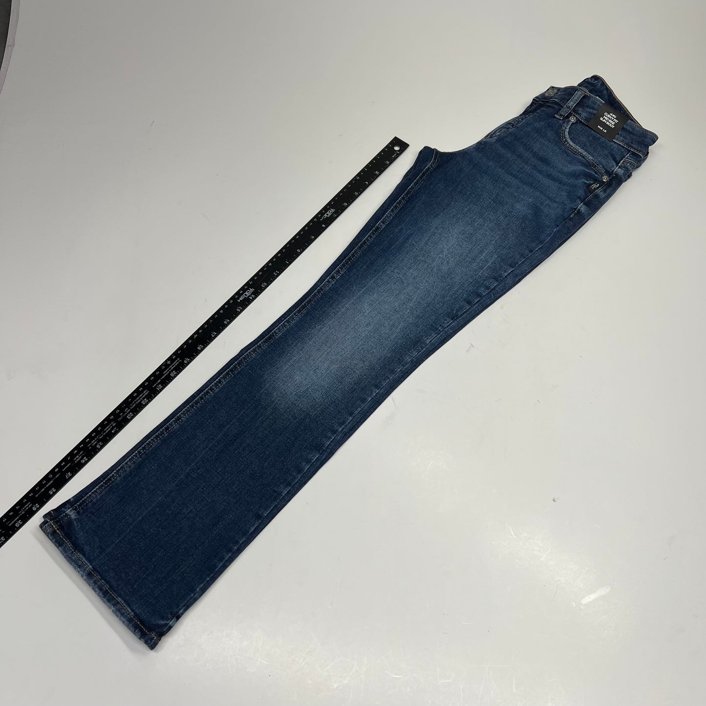 SILVER JEANS CO Suki Curvy Mid Rise Slim Boot Jean Women's Sz 28/31 Indigo