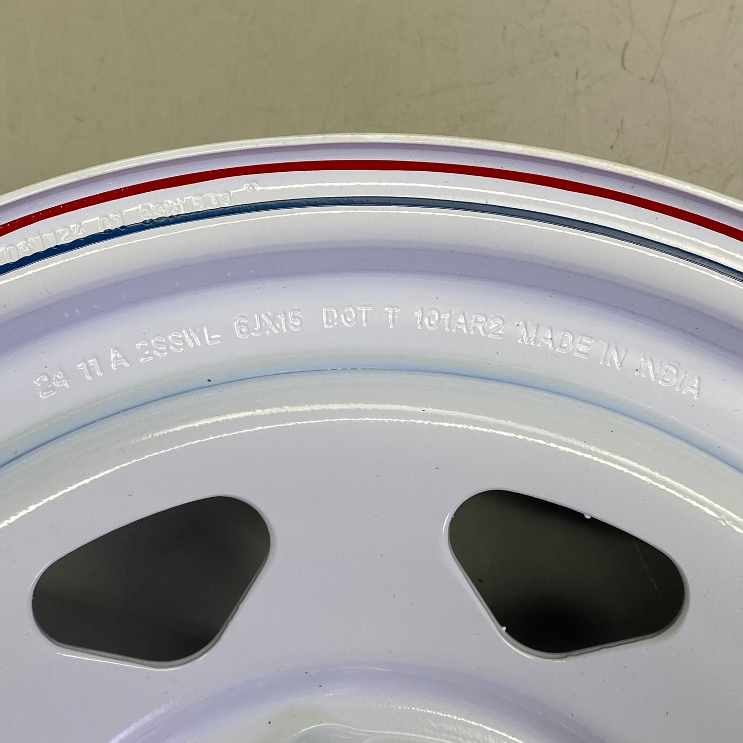 CARLISLE Highway Spoke Trailer Wheel 15" x 6" White 1522660564B