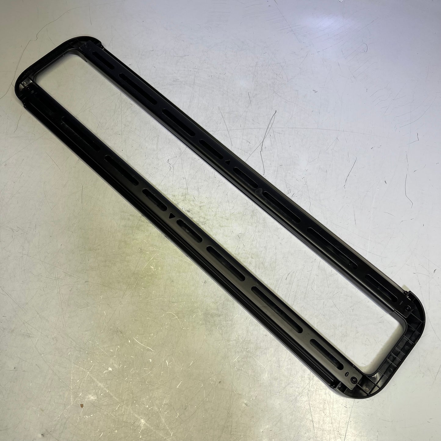 SANUS Wall Mount For Flat TV Panel Display 42"-90" 151 lbs Load Cap Black VLT5B1