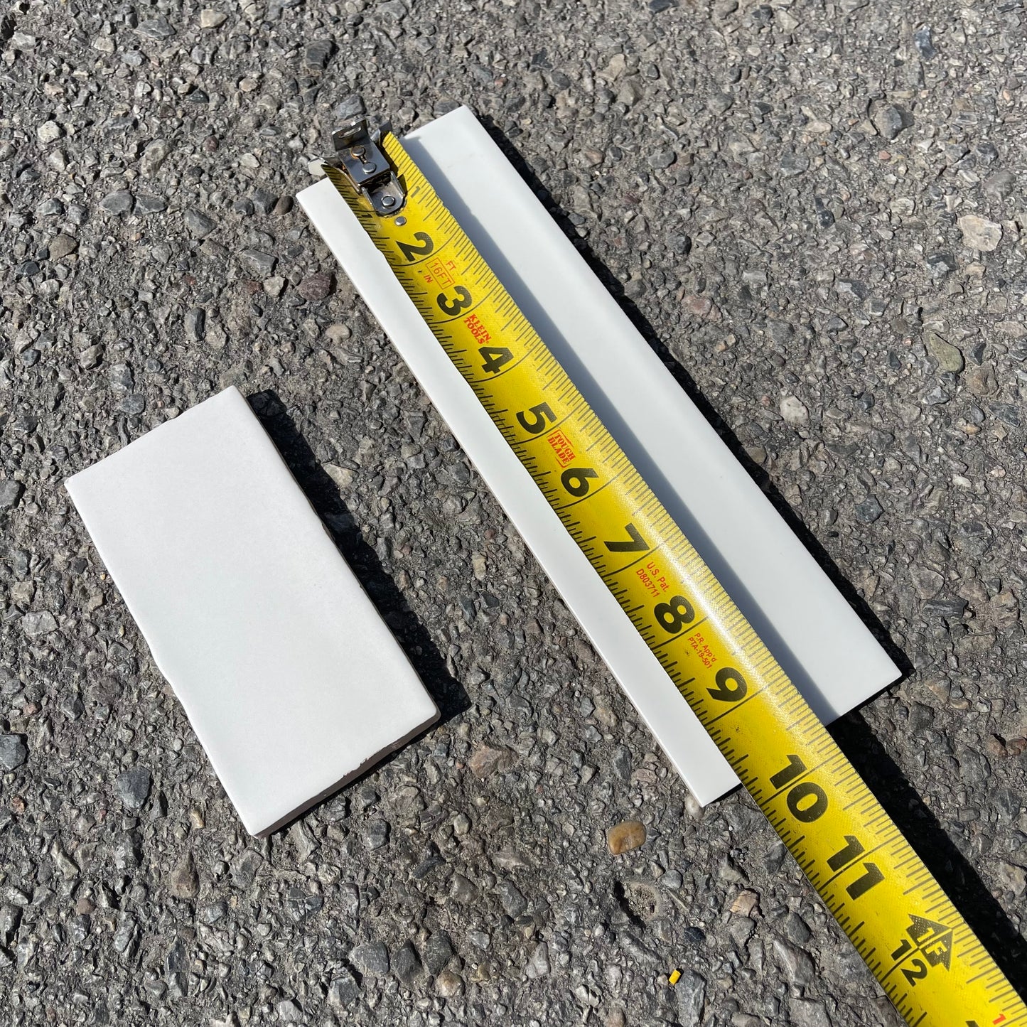 ZA@ Pallet of PORTOBELLO Parede Wall Tiles, White 5”x2.5” & 9.75”x2.75” (AS-IS)