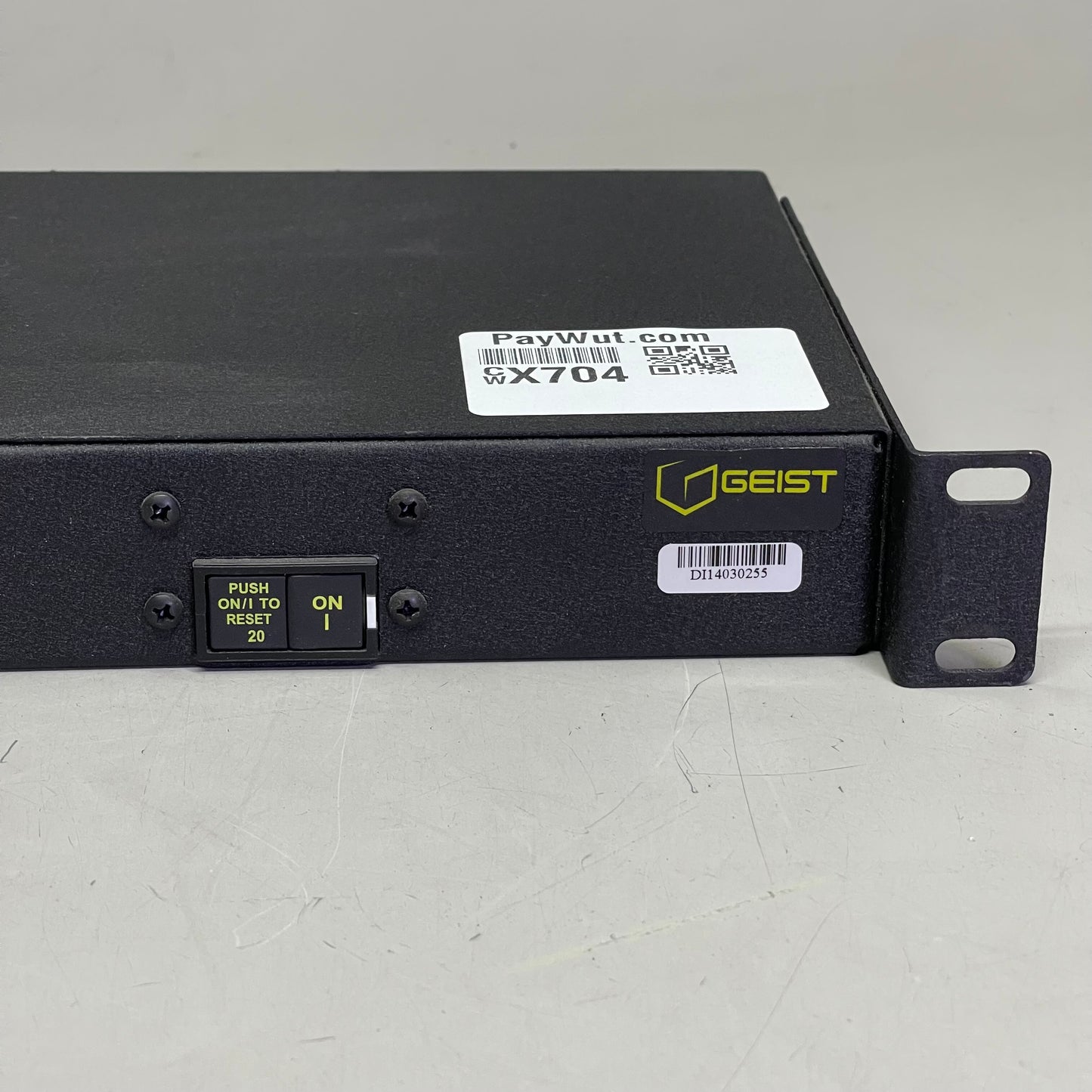 VERTIV Geist Power Distribution Unit BRE160-002/16 (Used, Working)