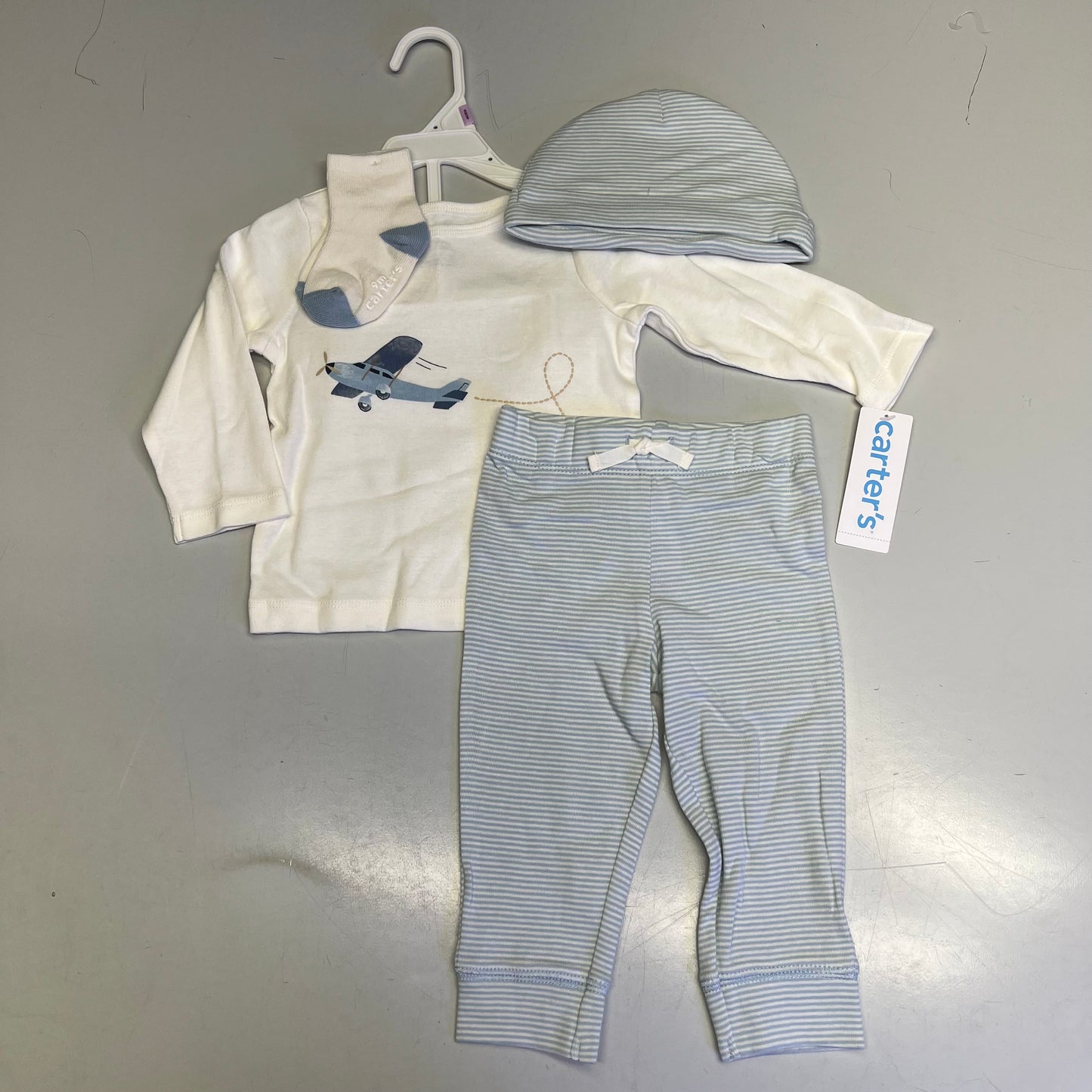 CARTERS (4 PIECE SET) 100% Cotton Airplane Print Outfit Set Boy's Sz 9M Blue