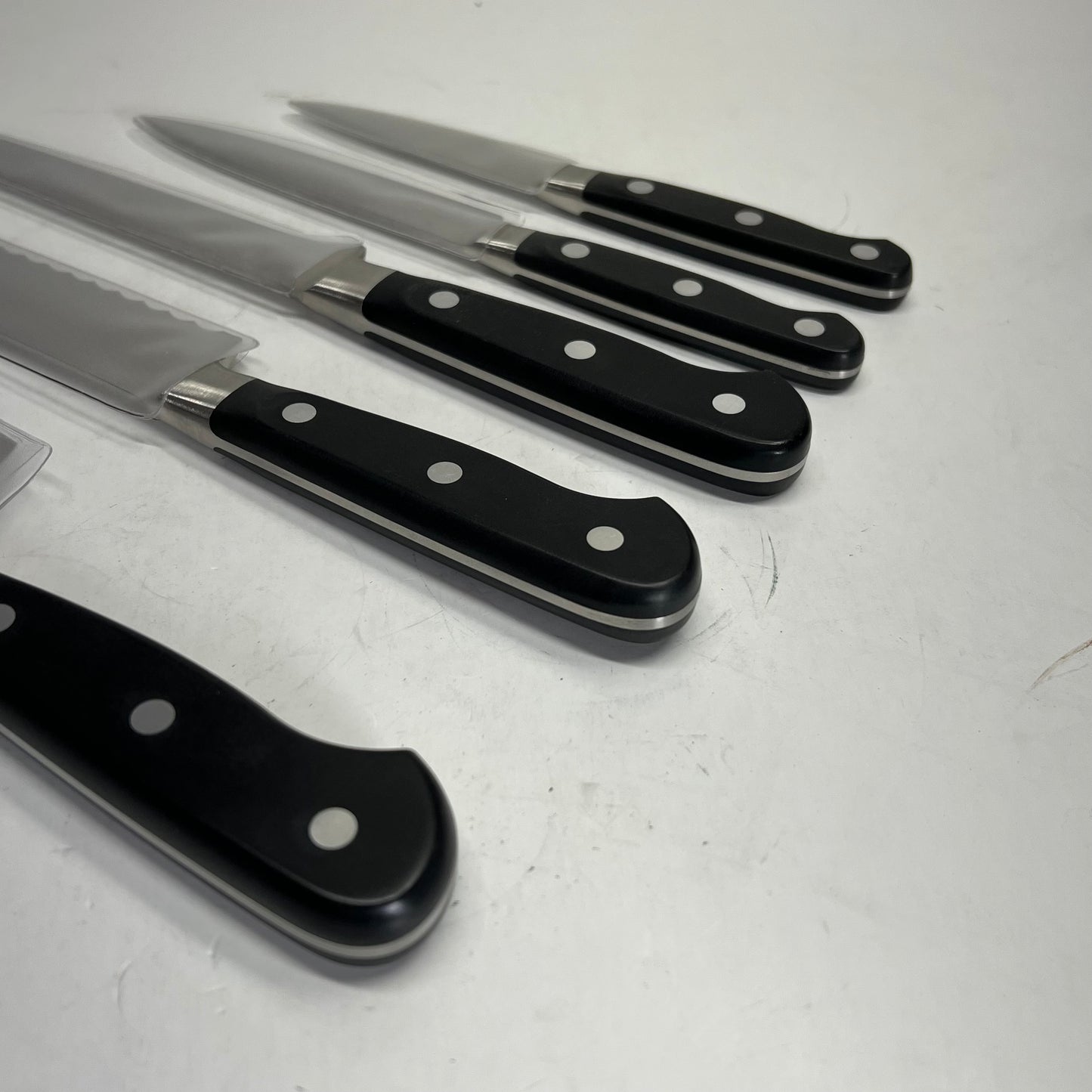 MERCER CULINARY Renaissance Knife Block Set W/ Glass Block 6 Pieces Black M23500