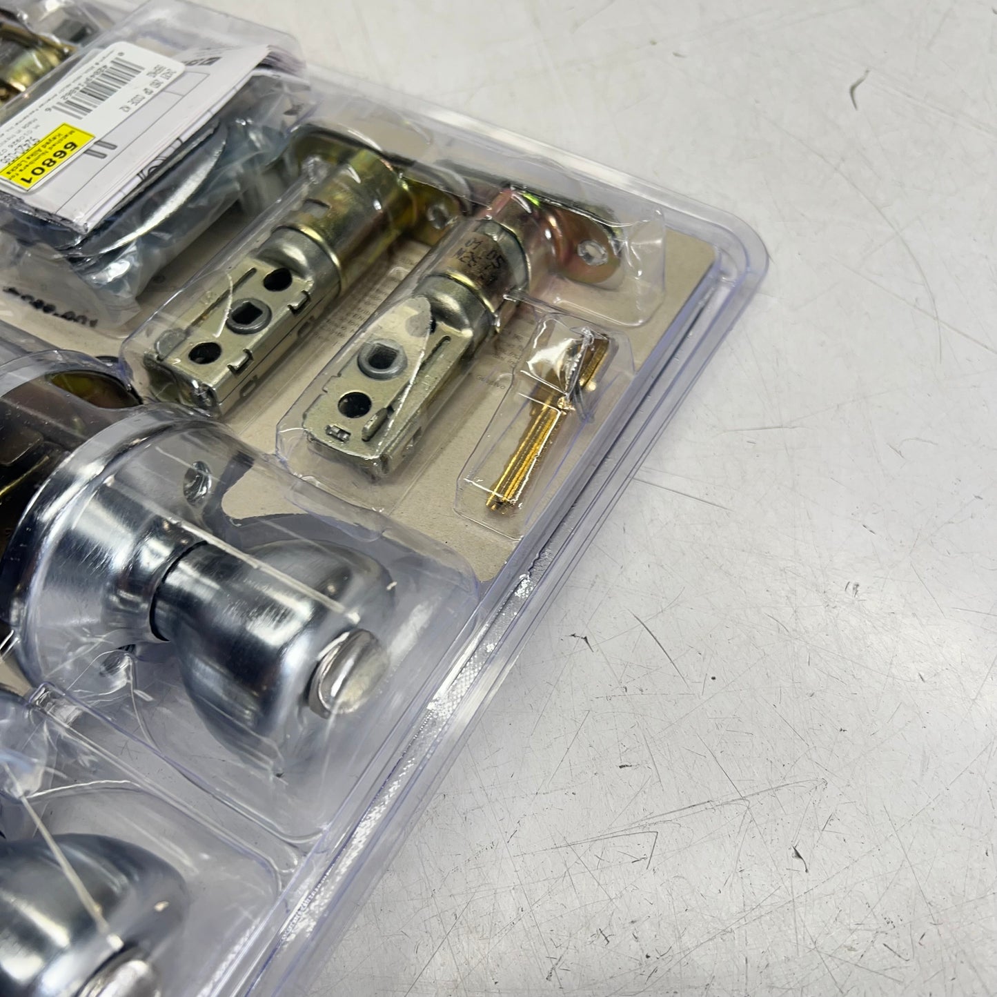 KWIKSET Tylo 400 Knobs & 660 Single Cylinder Deadbolts Satin Chrome 92420-036