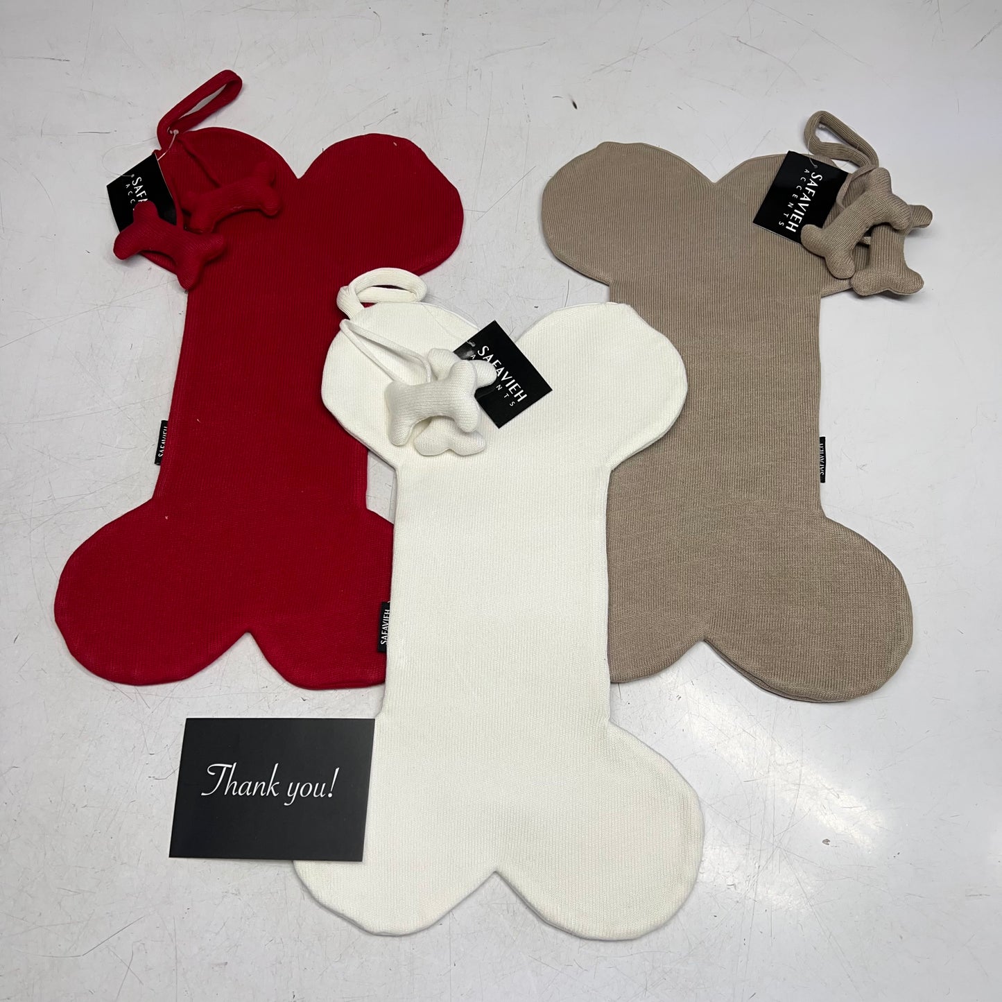SAFAVIEH (SET OF 3) Dog Bone Stockings  20" Red, Beige & White HOL1002A-SET3