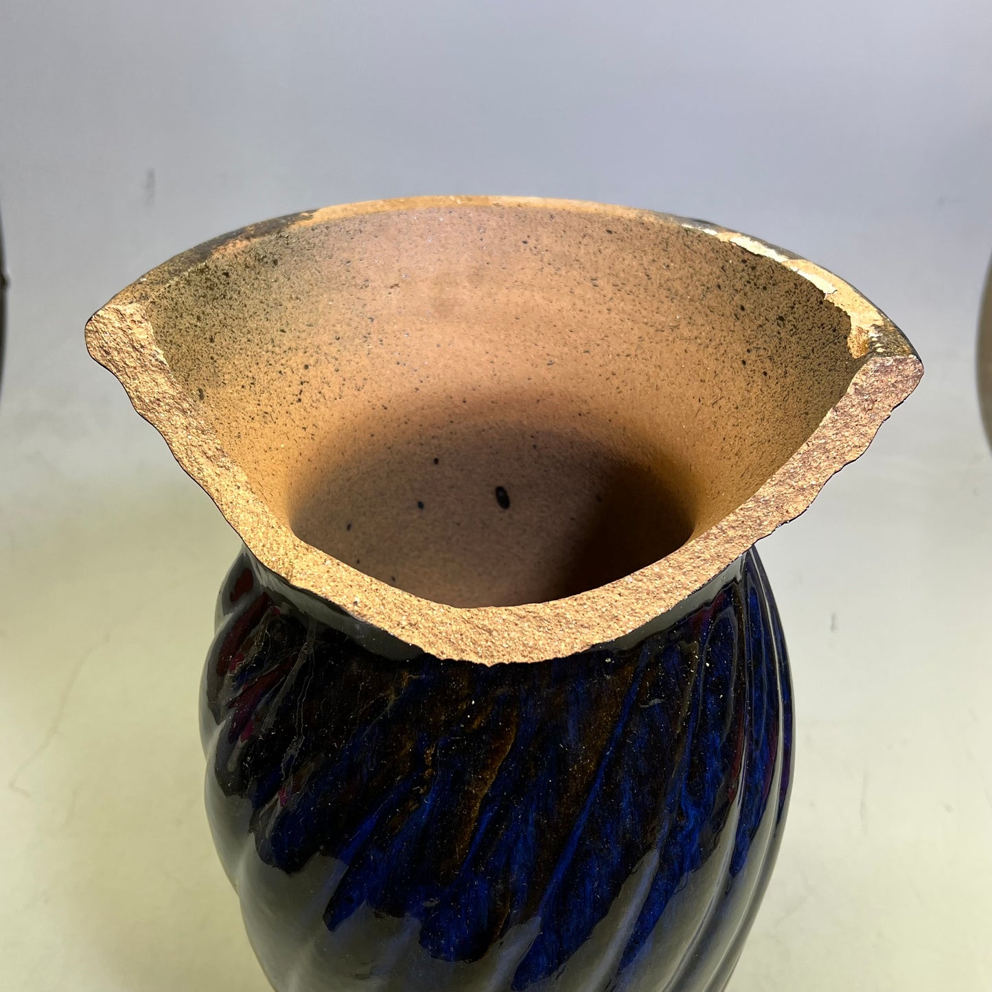 ZA@ Glazed Pottery 2 Piece Swirl Stand Bird Bath 22" L x 20" Dia Deep Blue (DAMAGED)