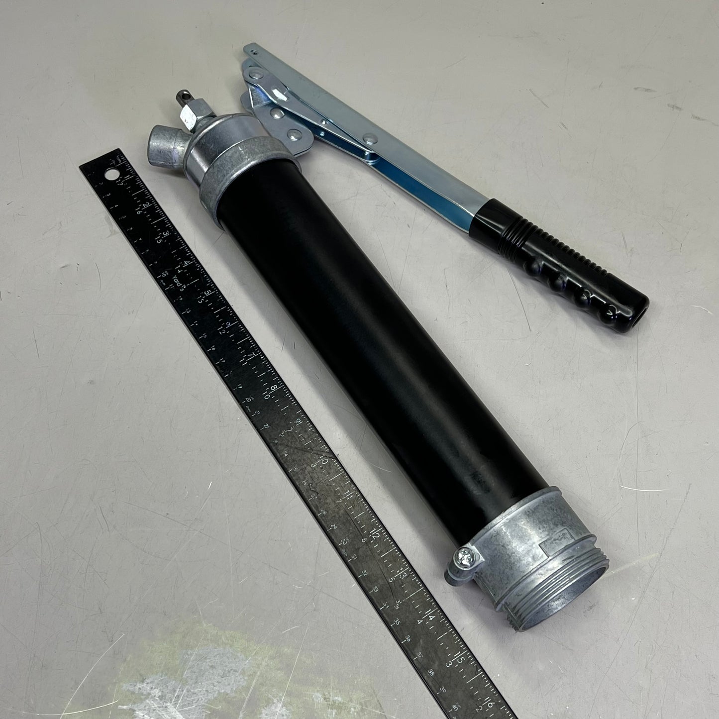 LUBRIMATIC Professional Lever Action Barrel Pump Multi-Directional Handle 55-125