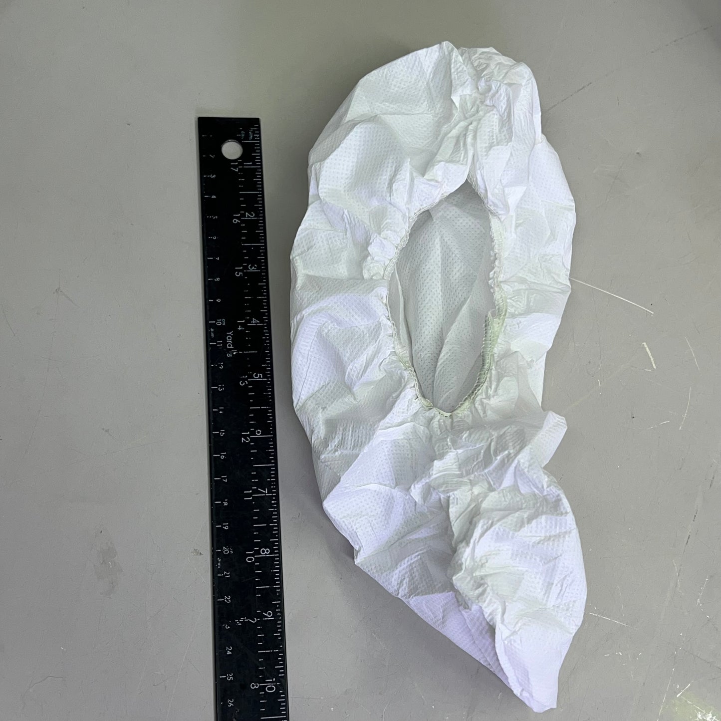 CRITICAL COVER (75 PAIRS) AlphaTrak Disposable Shoe Covers White SH-T1182-B