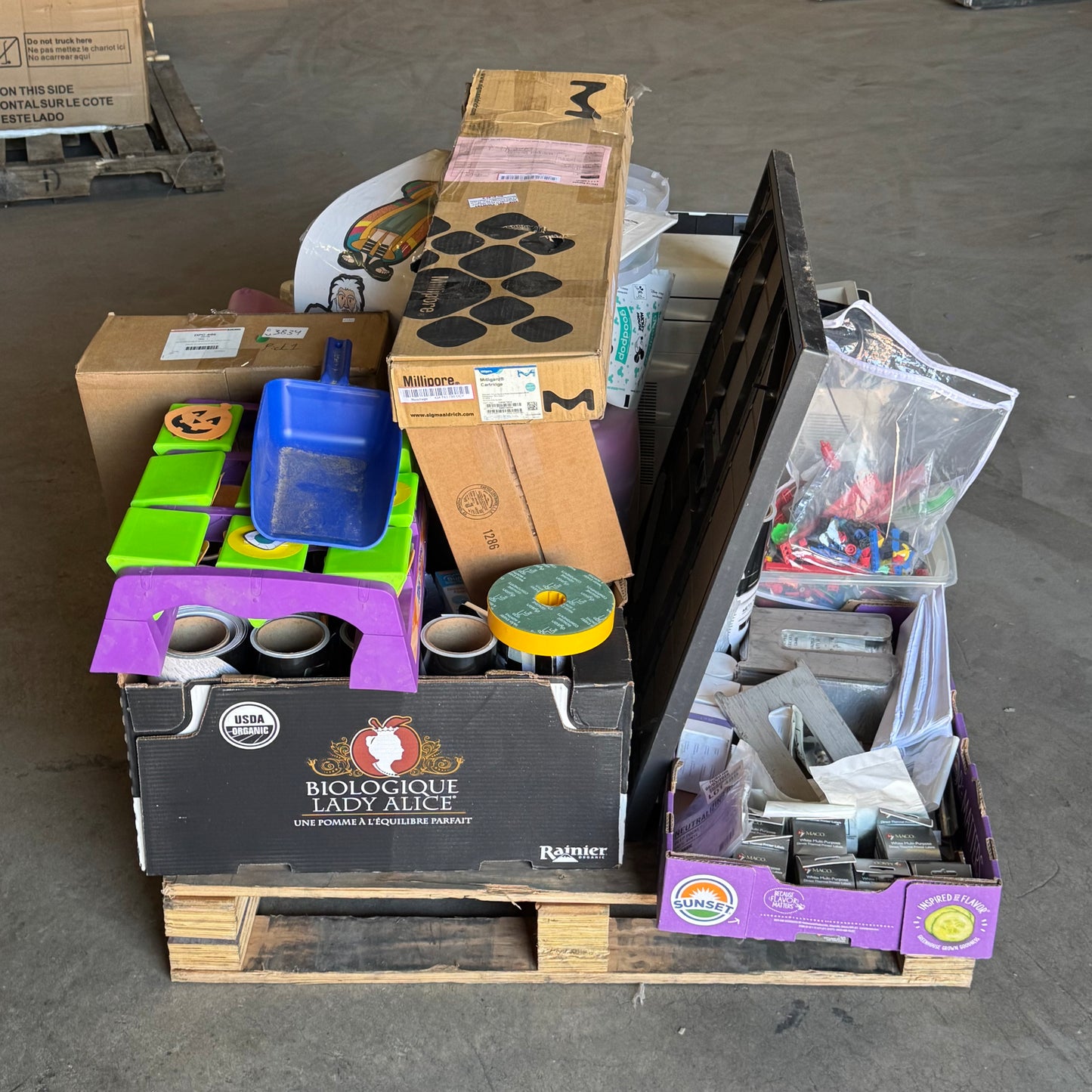 ZA@ Pallet of Magenta Ink, Printer, Cartridge Filter, Purpose Labels, Motor Oil, Etc… (AS-IS)