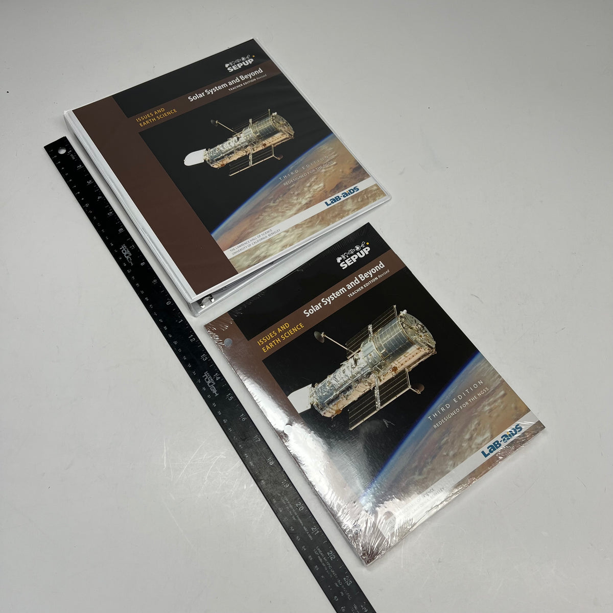 LAB AIDS Issues & Earth Science Solar System & Beyond Teachers Edition & Binder