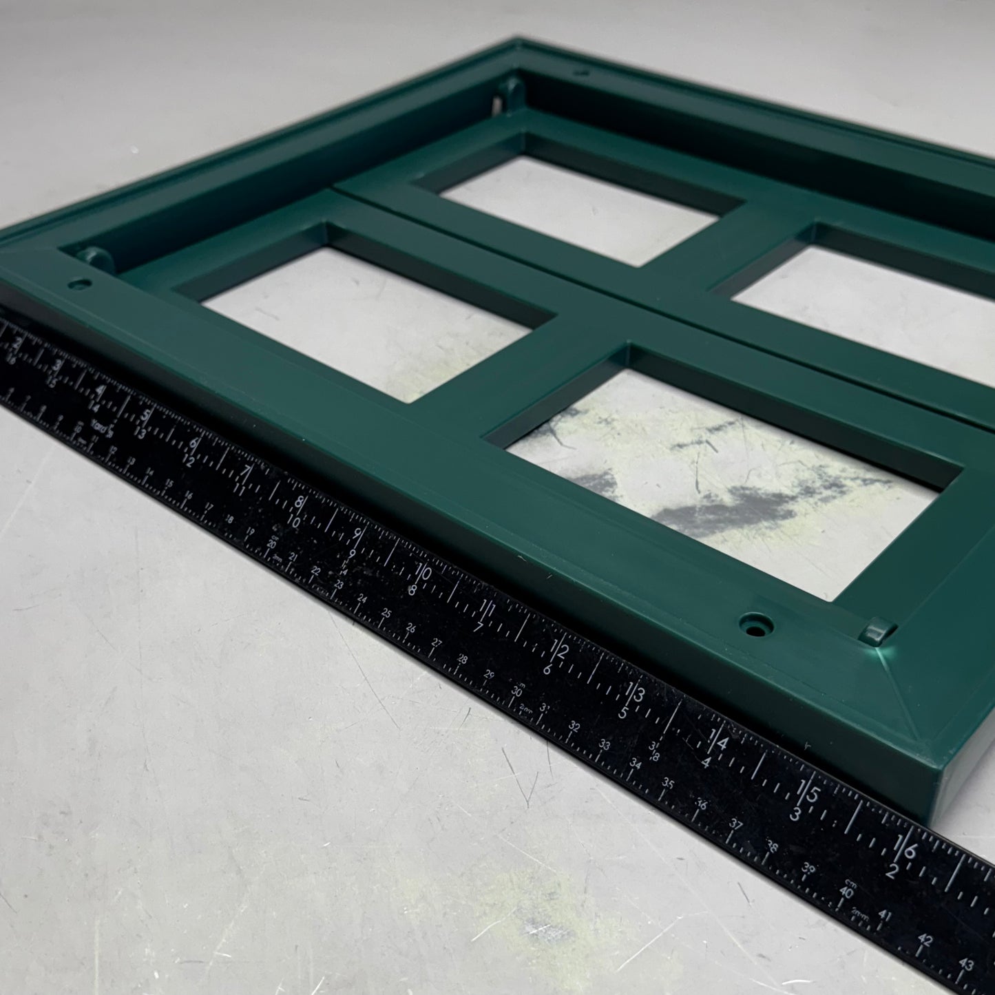 Green Plastic Window Frame 71-5004 Sz 13.5"W x 16"H