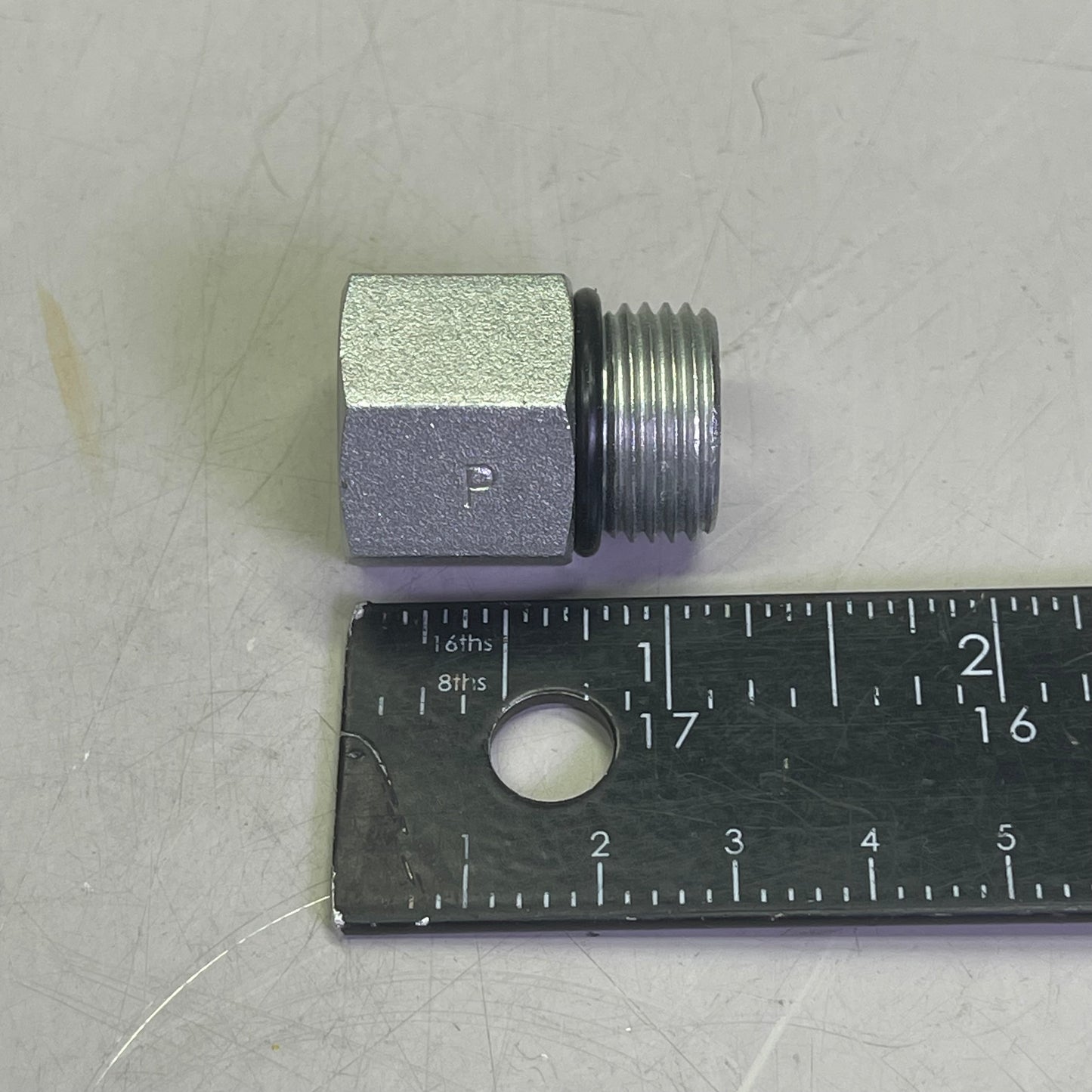 PARKER (25 PACK) Pipe Fitting & Port Adapters 1/4" Steel 8-1/4 F50G-S