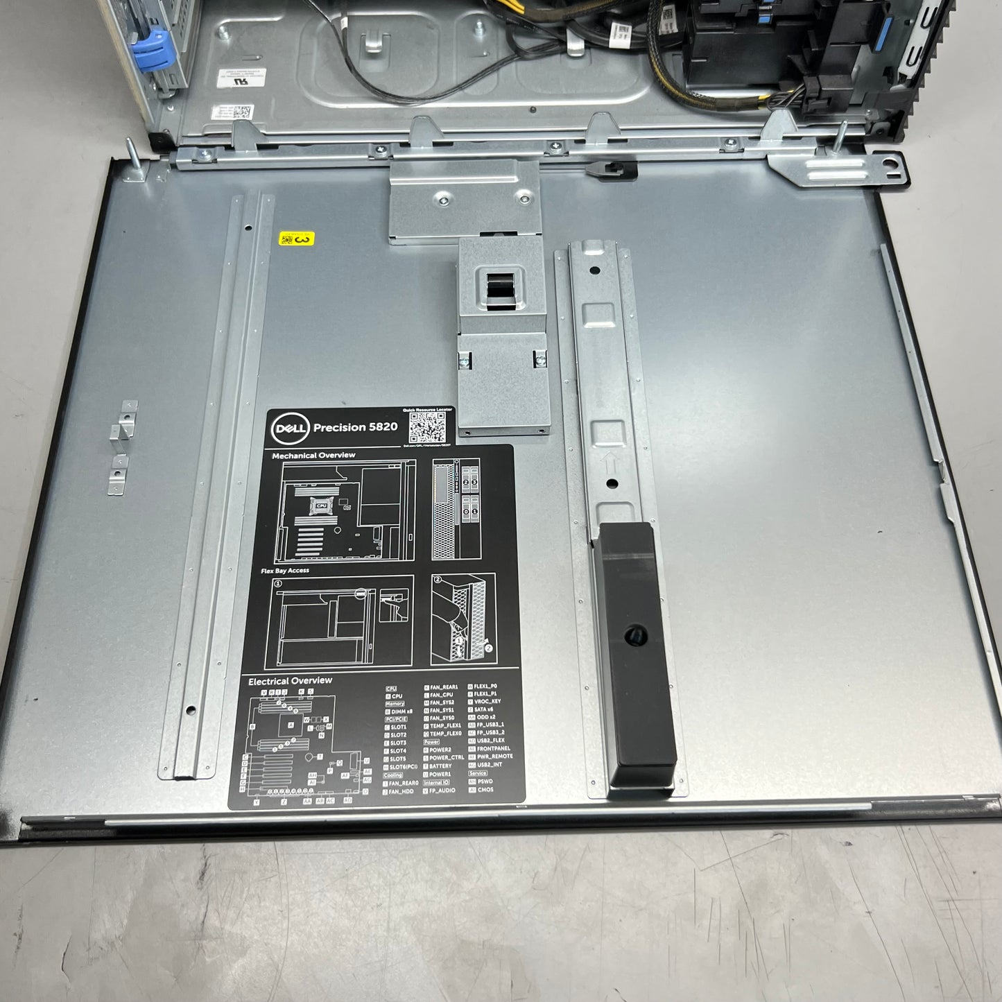DELL Precision 5820 Tower Workstation Black 84JG3W2 (Used)