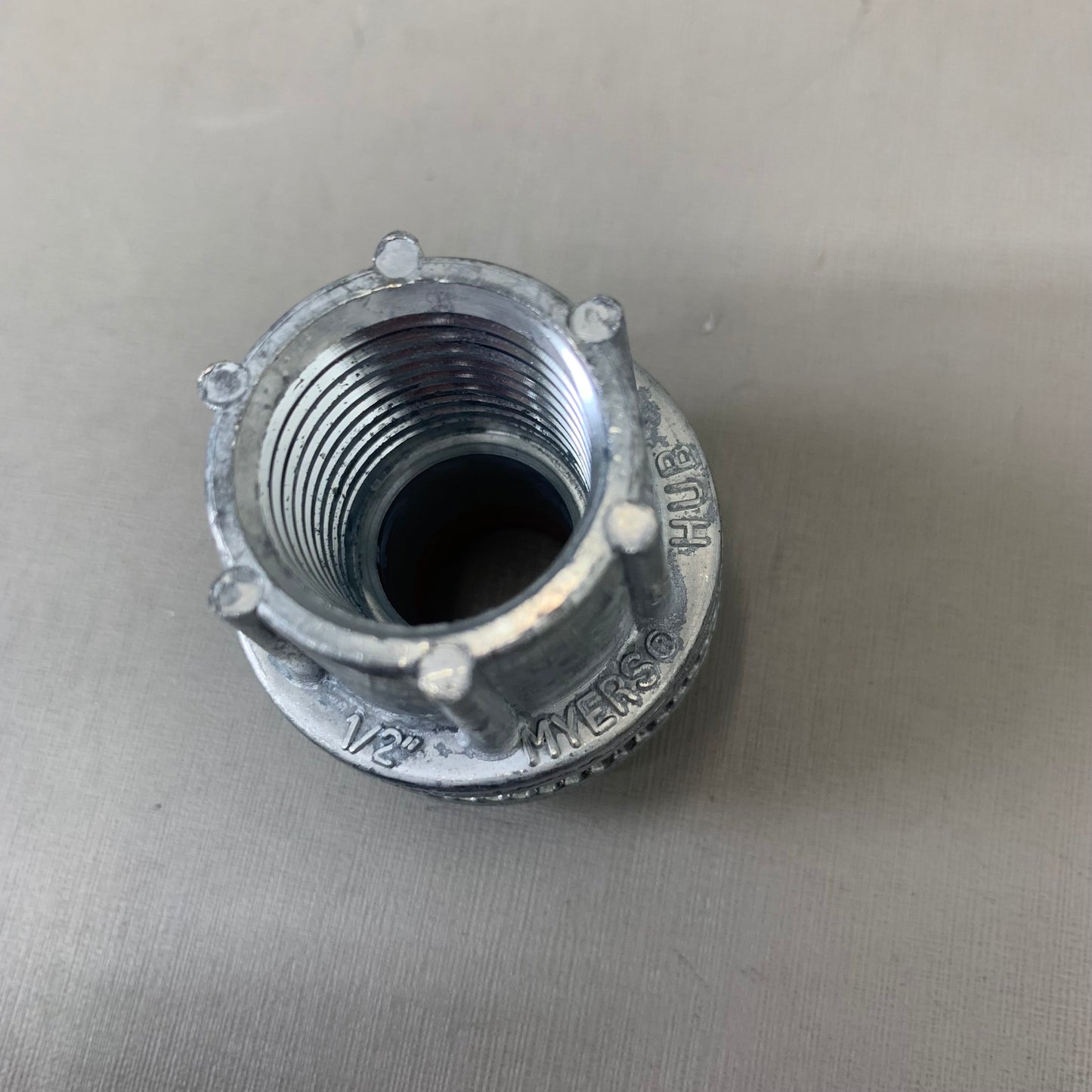 MYERS (25 PACK) Zinc Conduit Hub Scru-tite Tapered Female Threaded 1/2" ST-1