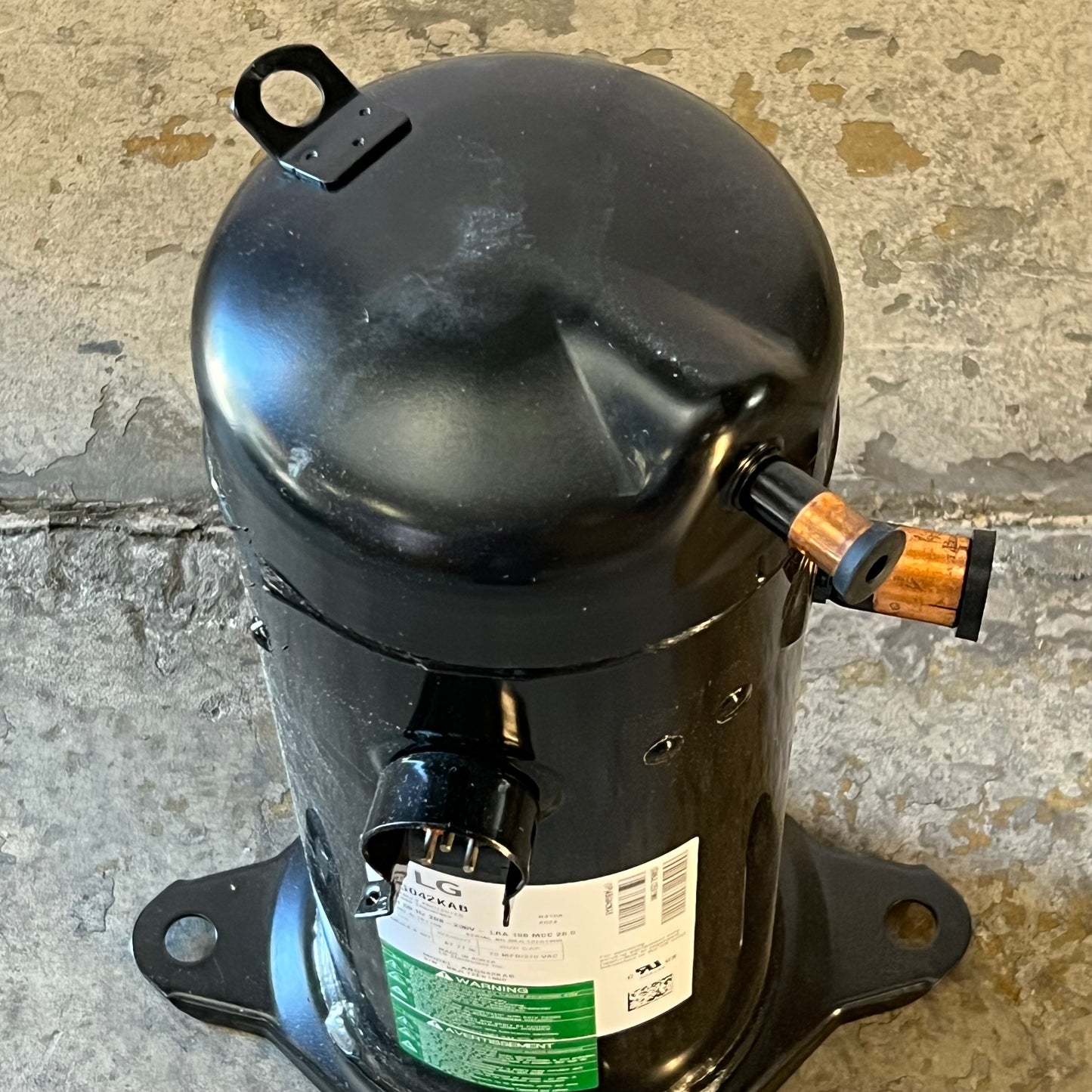LG Hermetic Scroll Compressor R140A Refrigerant Type 208-230V ABG042KAB